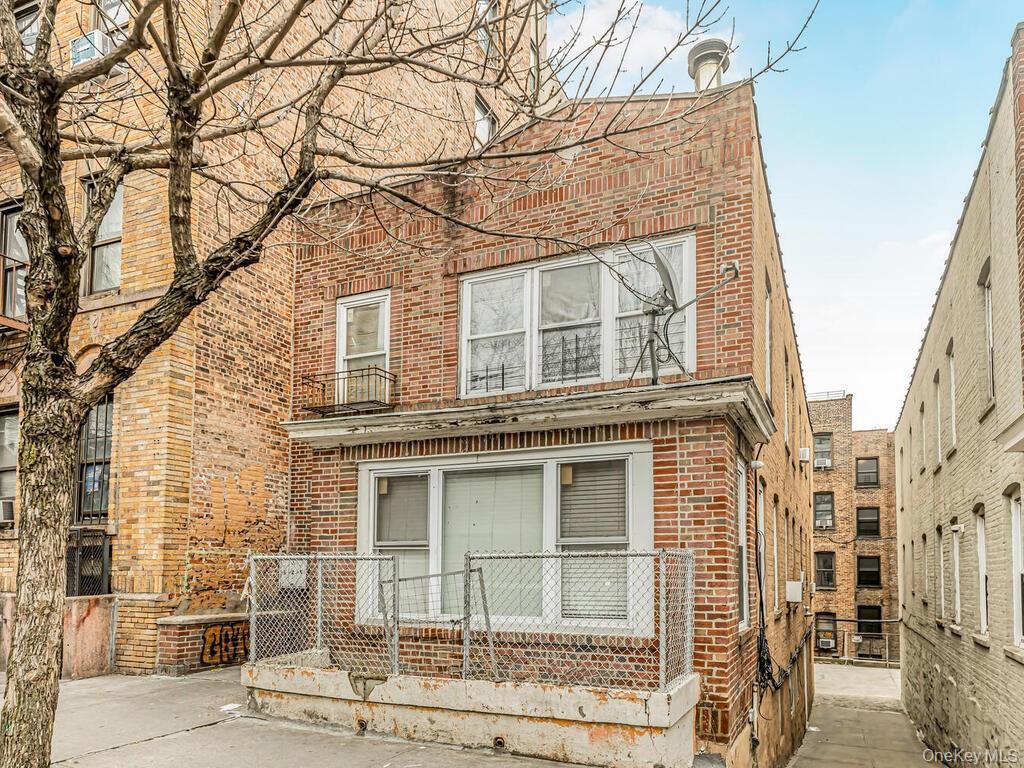 Single Family Anderson Avenue Bronx, NY 10452, MLS-1049365-4