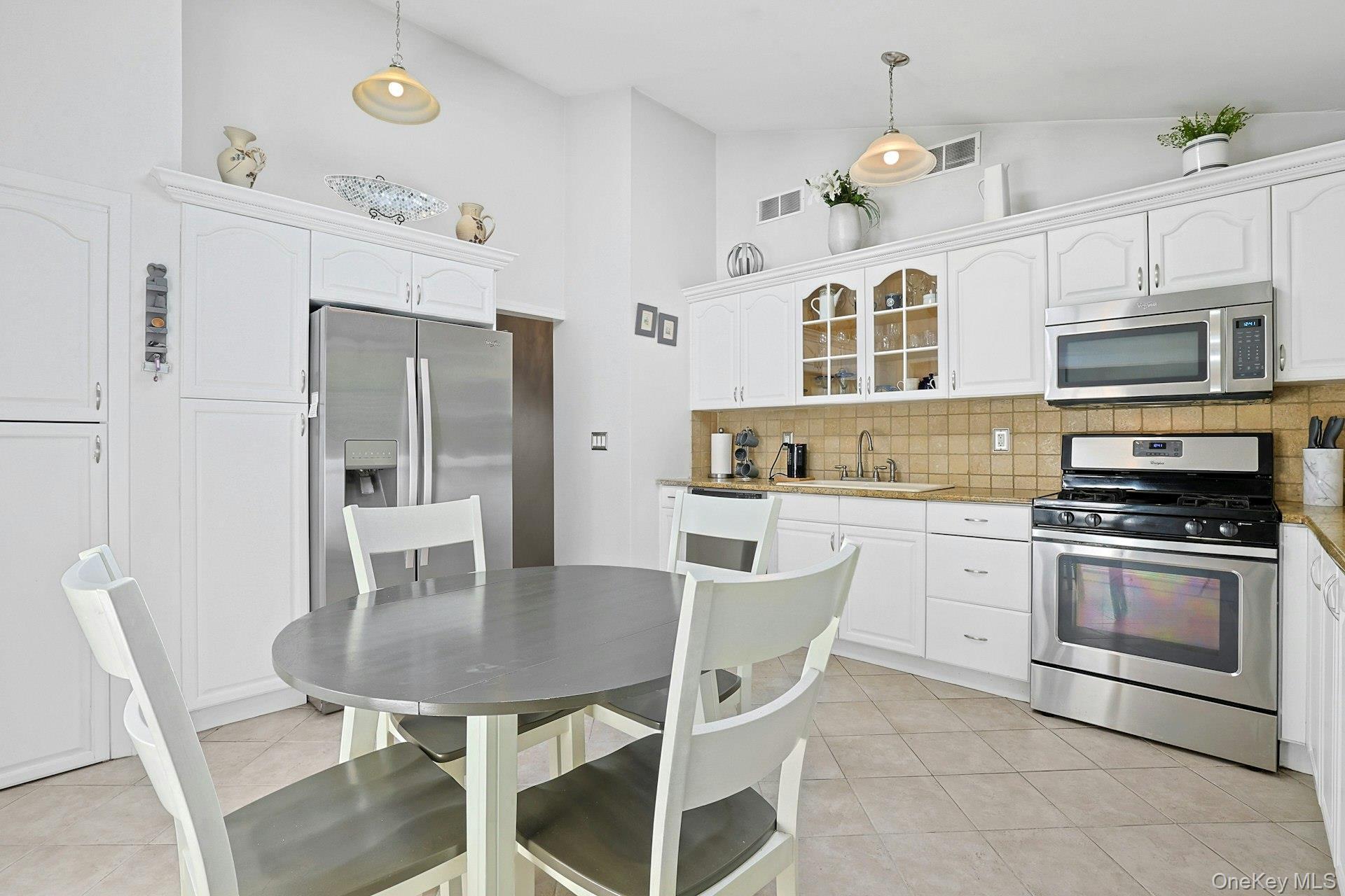 Single Family Massachusetts Avenue Rockland County, NY 10920, MLS-1049370-15