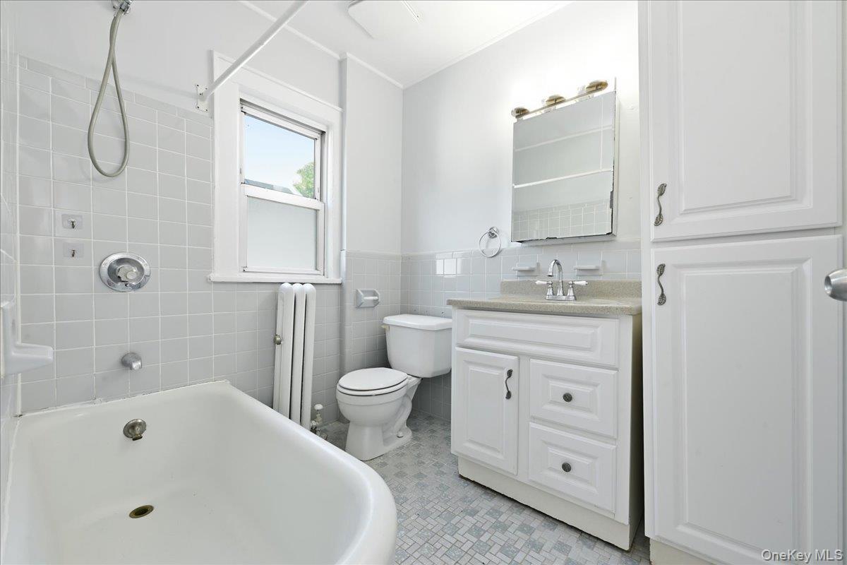 Single Family Edmore Avenue  Queens, NY 11428, MLS-1049380-19