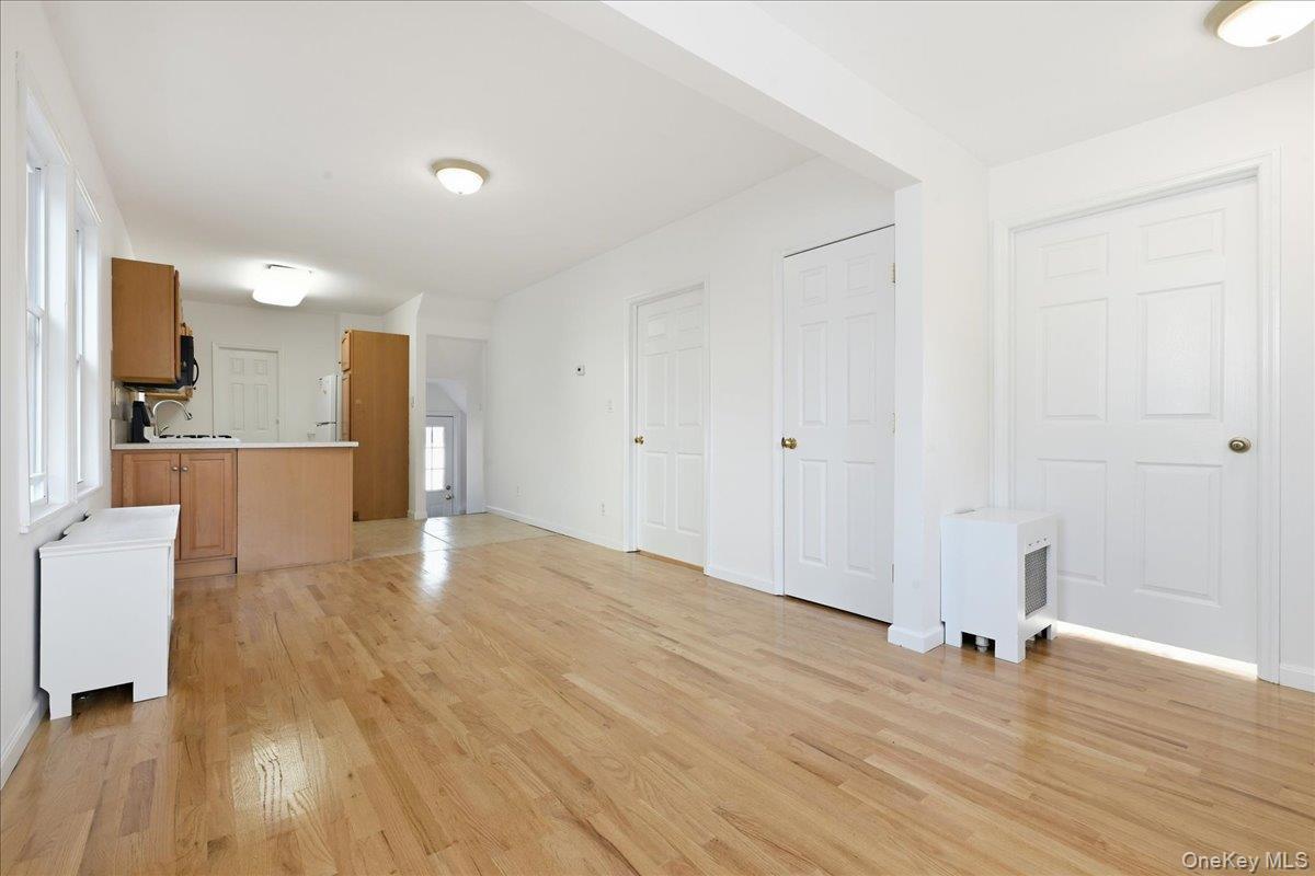Single Family Edmore Avenue  Queens, NY 11428, MLS-1049380-5