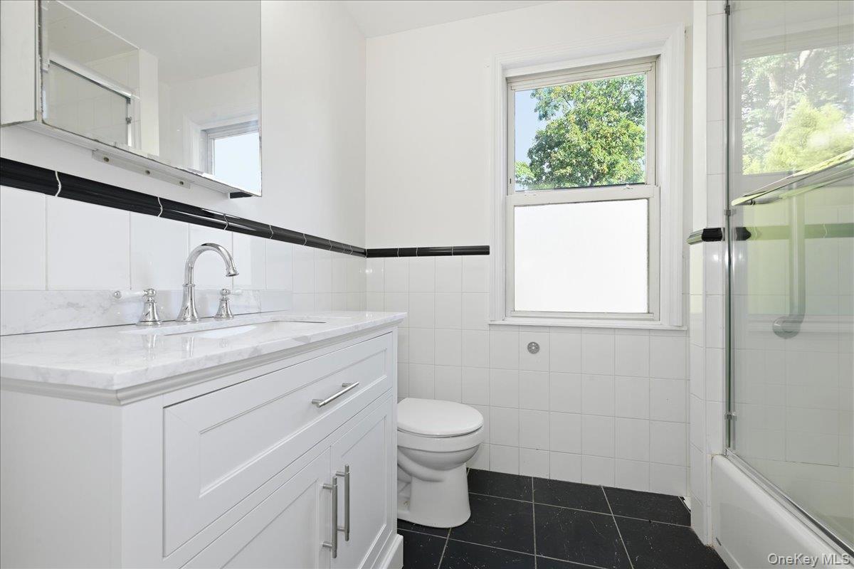 Single Family Edmore Avenue  Queens, NY 11428, MLS-1049380-9