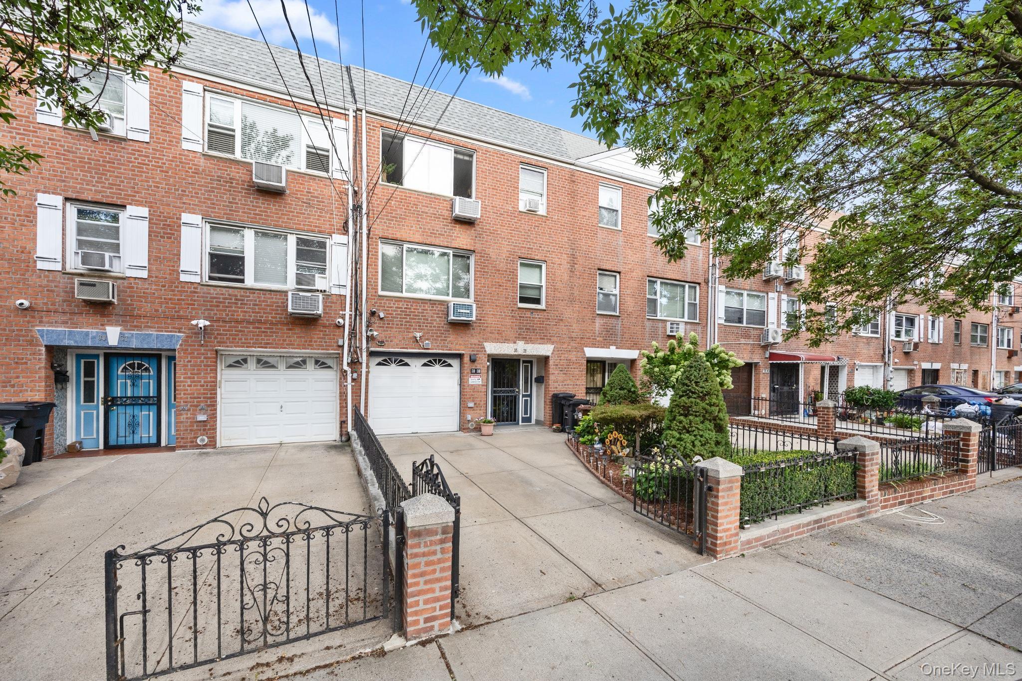 Single Family 69th Street Queens, NY 11377, MLS-1049381-2