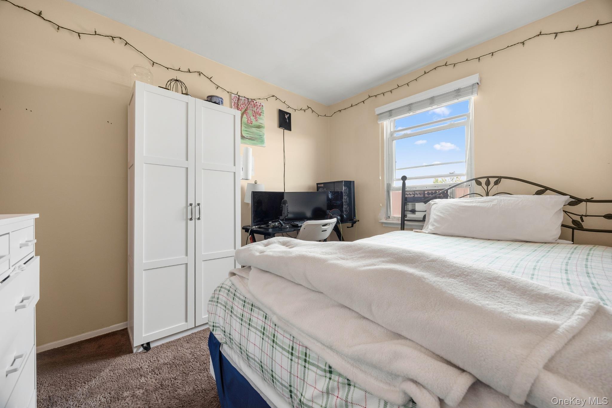 Single Family 69th Street Queens, NY 11377, MLS-1049381-22