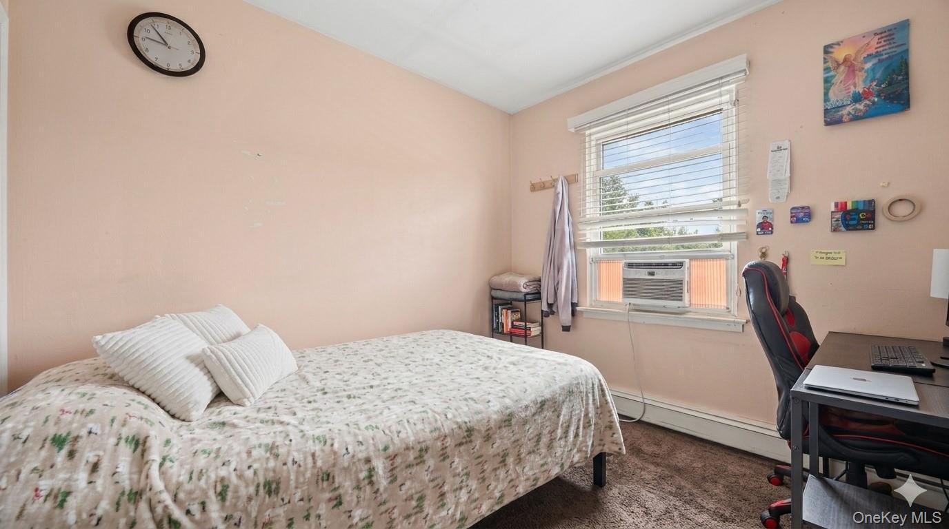 Single Family 69th Street Queens, NY 11377, MLS-1049381-23