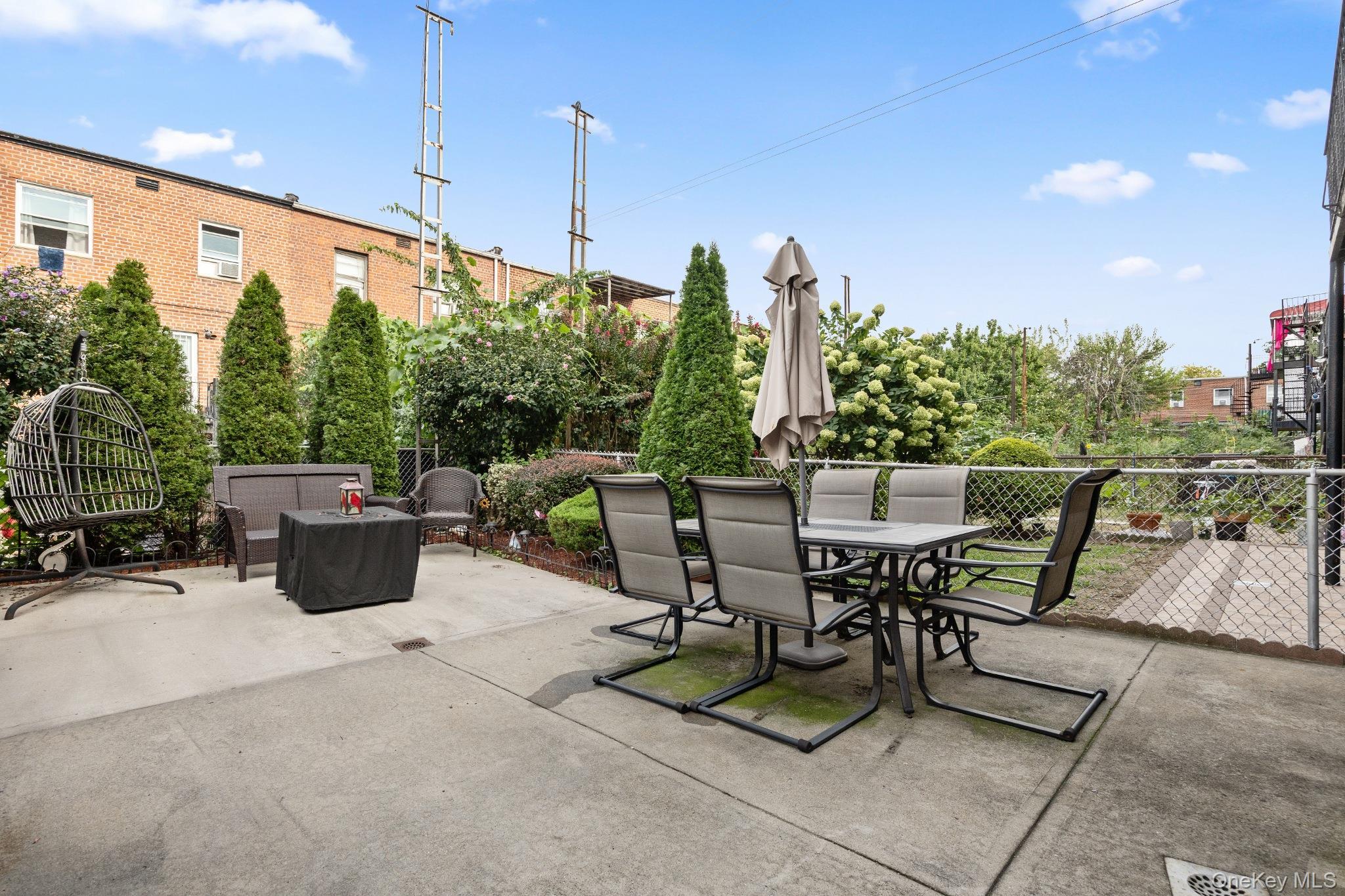 Single Family 69th Street Queens, NY 11377, MLS-1049381-29