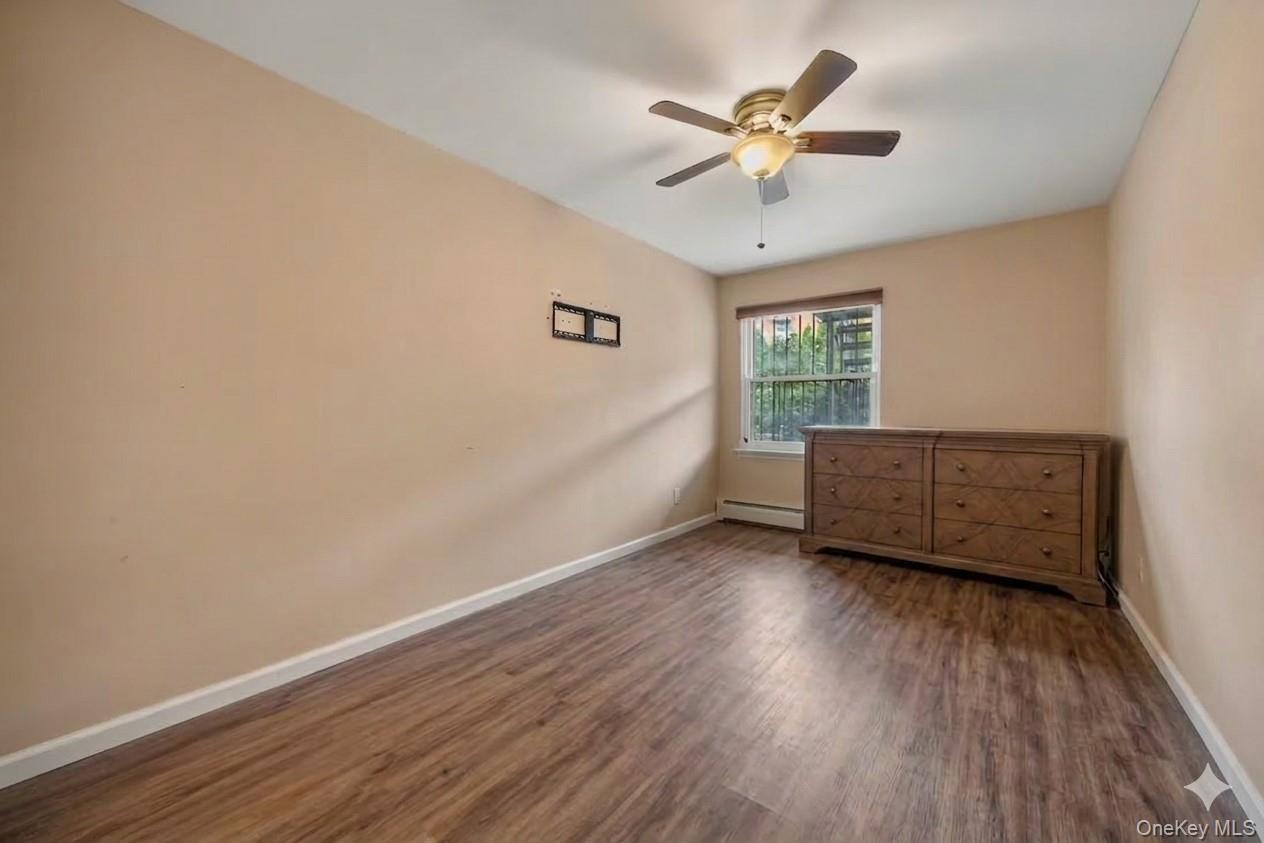 Single Family 69th Street Queens, NY 11377, MLS-1049381-6