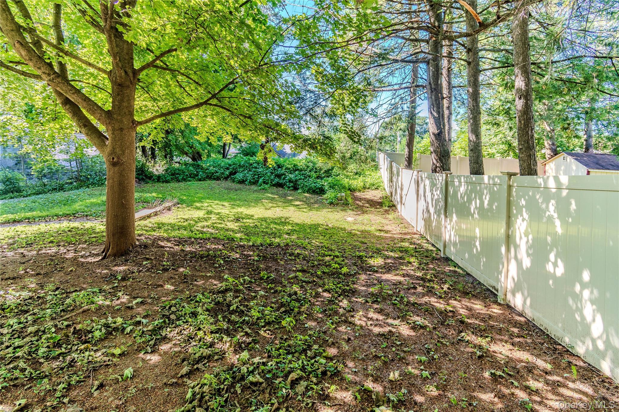 Single Family Carle Terrace Ulster County, NY 12449, MLS-1049382-27