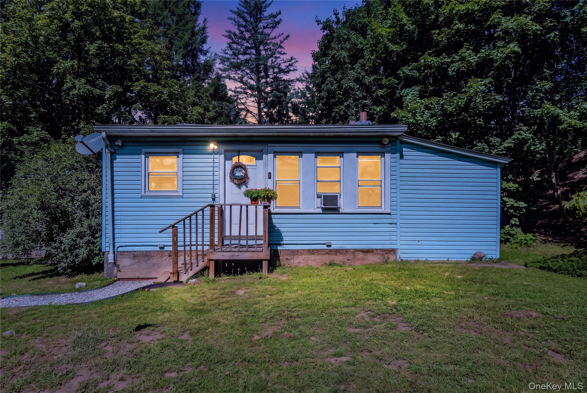 Single Family Carle Terrace Ulster County, NY 12449, MLS-1049382-3