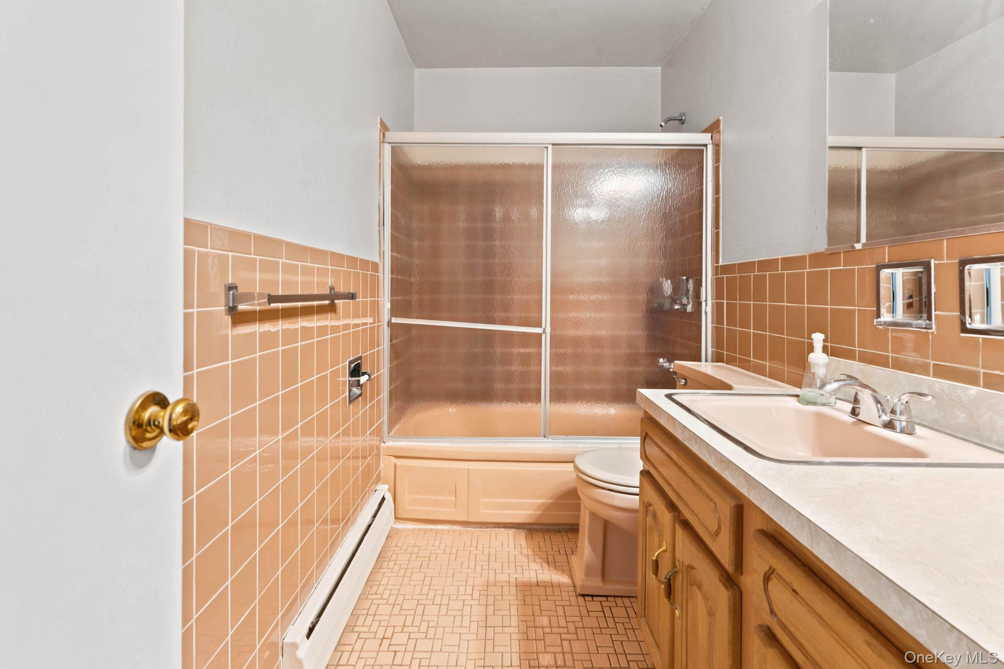Single Family 149th Avenue  Queens, NY 11414, MLS-1049383-24