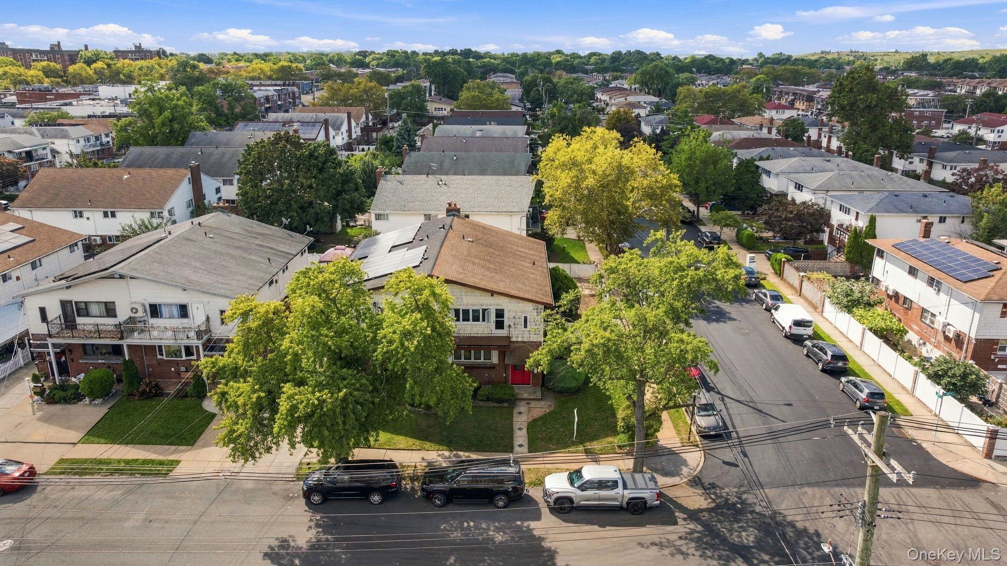 Single Family 149th Avenue  Queens, NY 11414, MLS-1049383-38