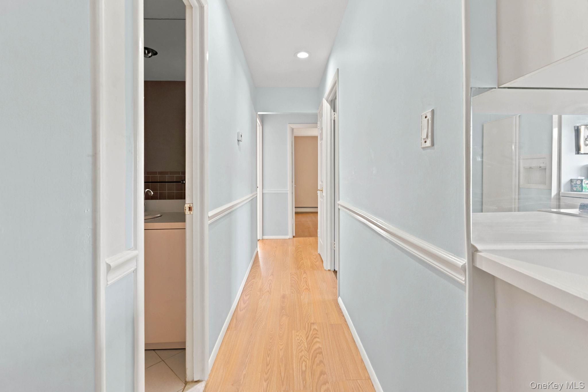 Single Family 149th Avenue  Queens, NY 11414, MLS-1049383-7