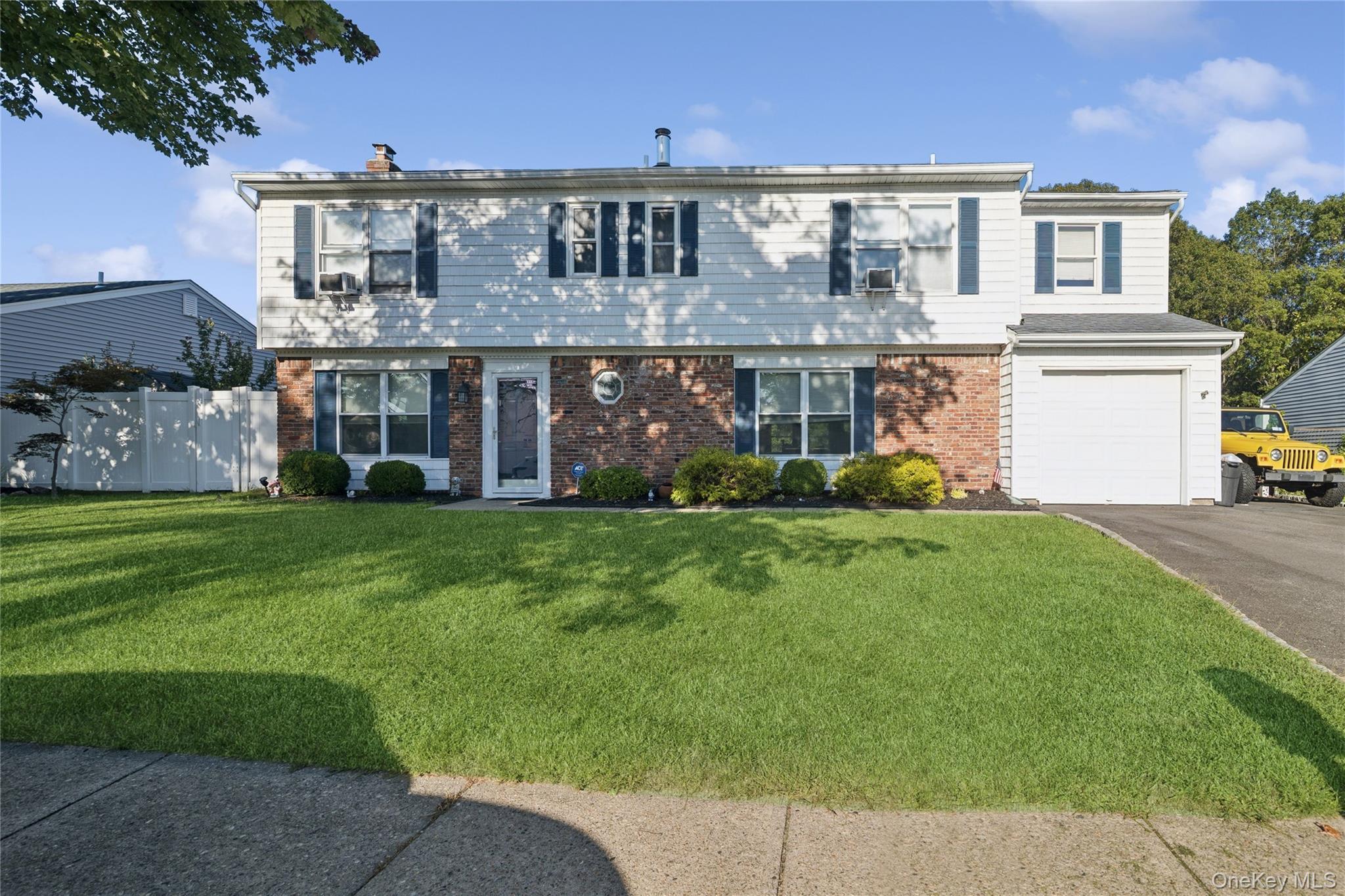 Single Family Springmeadow Drive Suffolk County, NY 11741, MLS-1049413-2