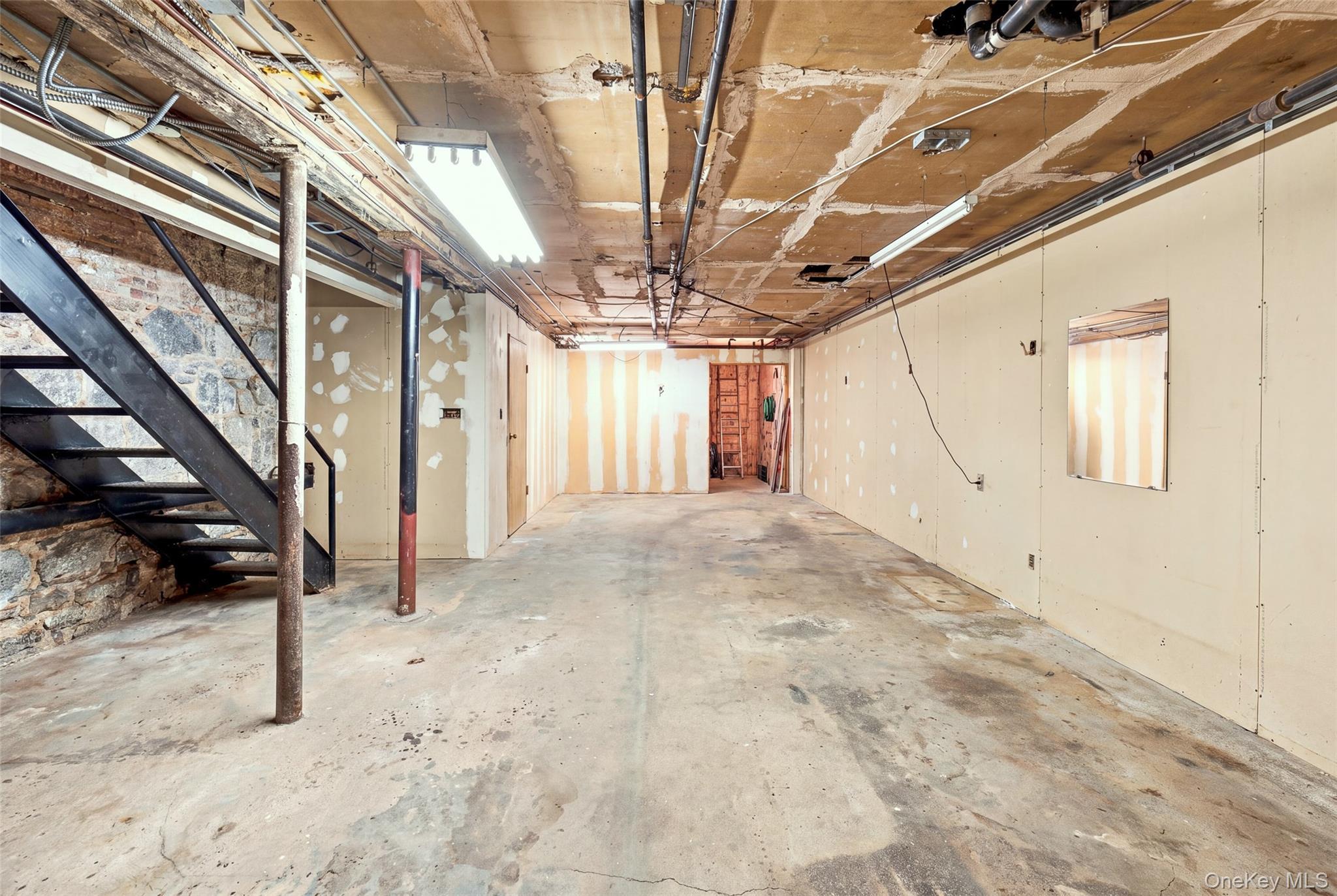Single Family President Street Brooklyn, NY 11231, MLS-1049420-31