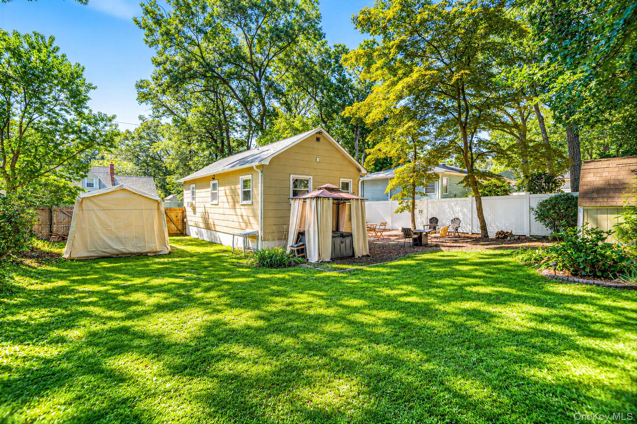 Single Family Beacon Drive  Suffolk County, NY 11789, MLS-1049434-17