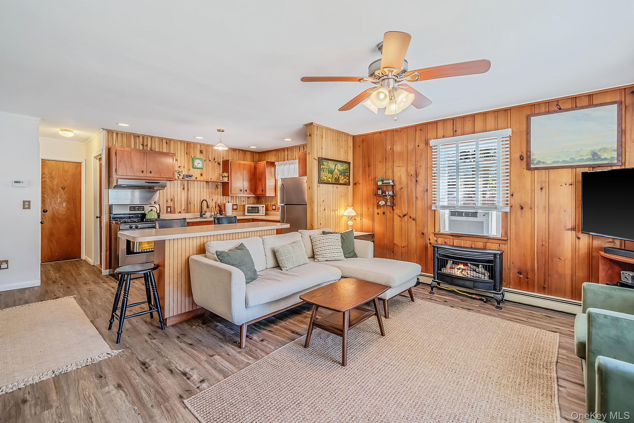 Single Family Beacon Drive  Suffolk County, NY 11789, MLS-1049434-4