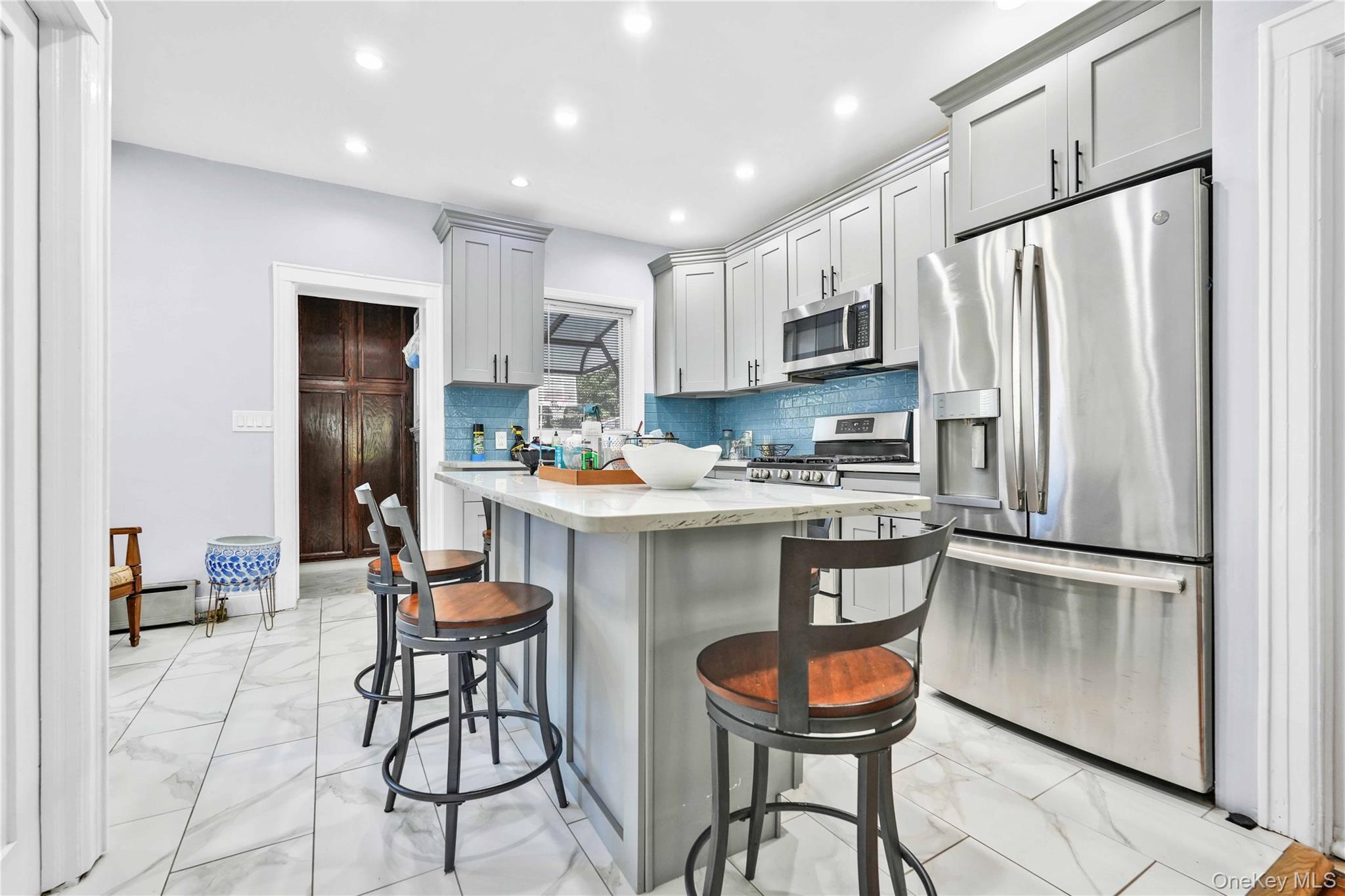 Single Family Murdock Avenue Queens, NY 11412, MLS-1049443-8