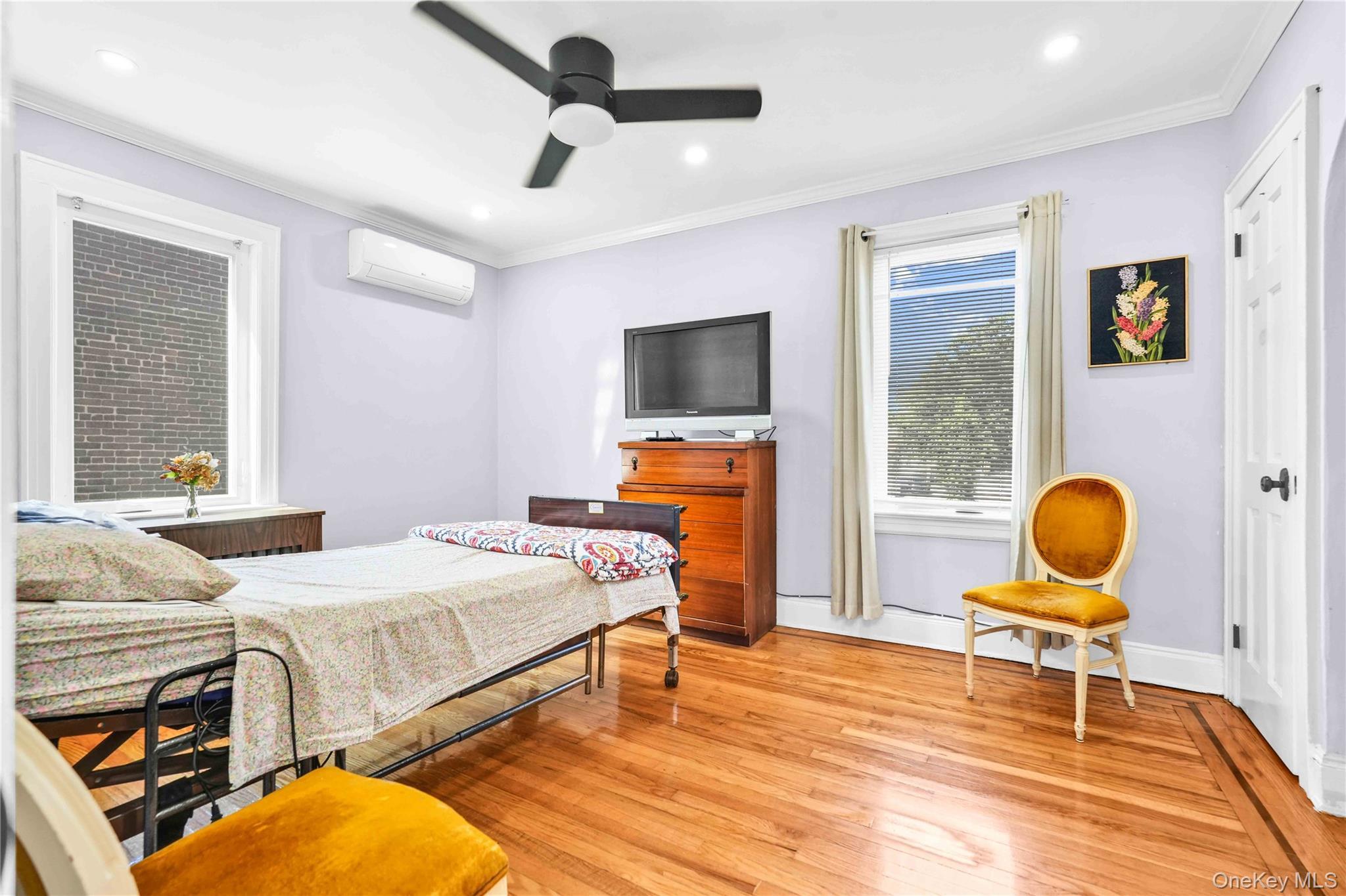 Single Family Murdock Avenue Queens, NY 11412, MLS-1049443-9