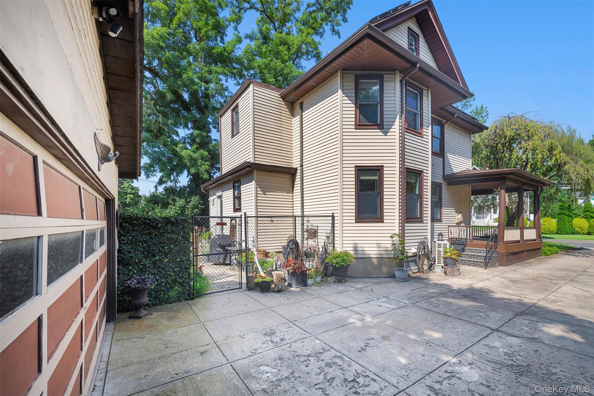 Single Family Warner Avenue  Nassau County, NY 11577, MLS-1049450-3