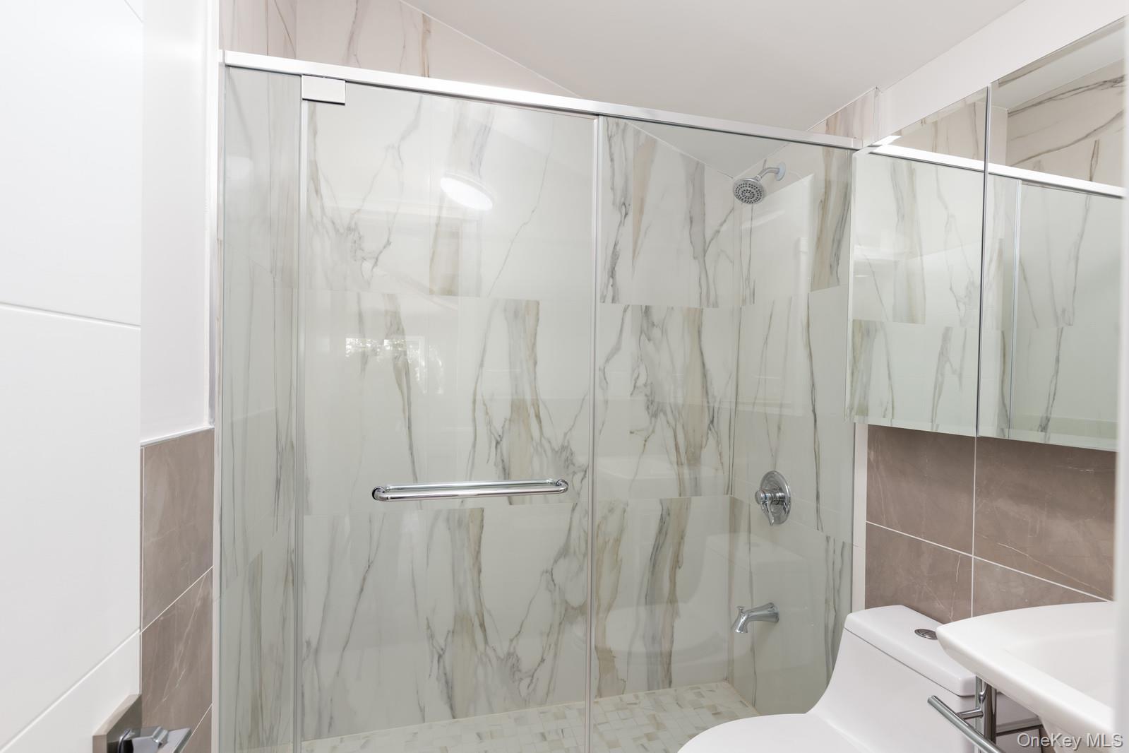Single Family 56th Avenue  Queens, NY 11378, MLS-1049451-12