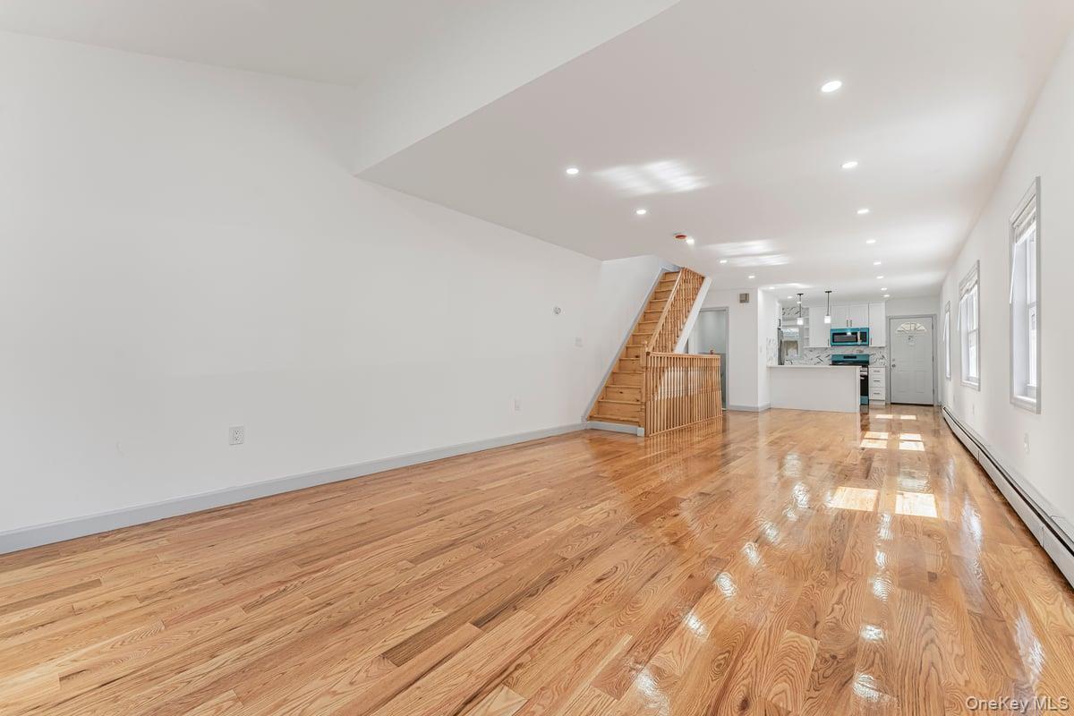 Single Family Avenue M  Brooklyn, NY 11234, MLS-1049473-13