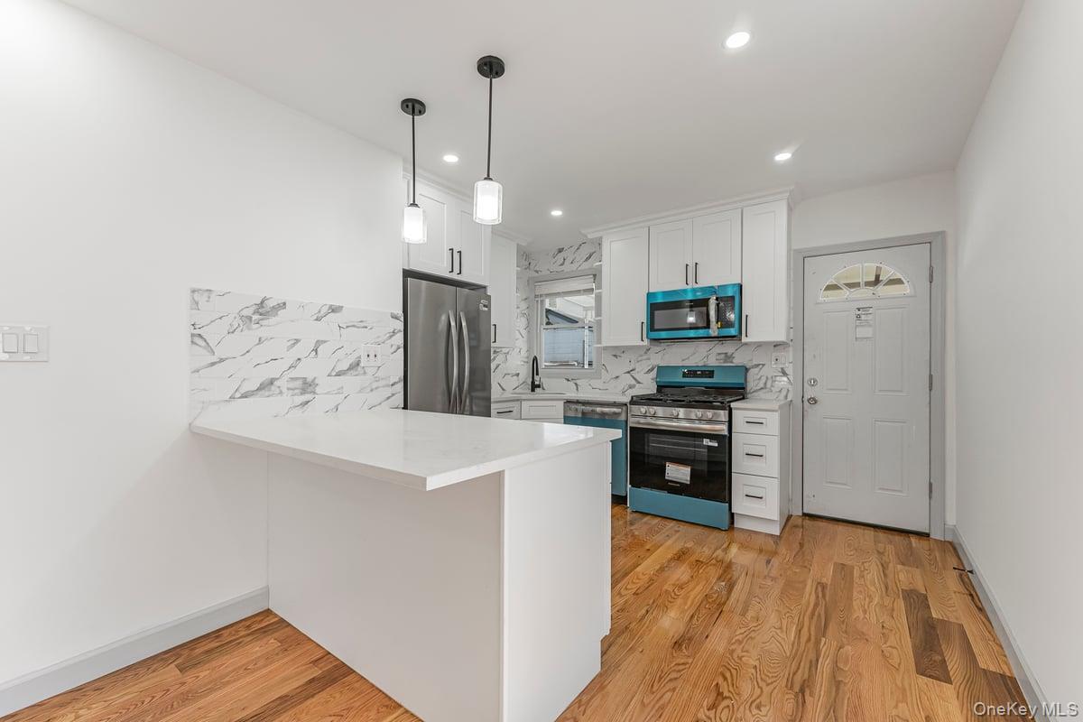 Single Family Avenue M  Brooklyn, NY 11234, MLS-1049473-15