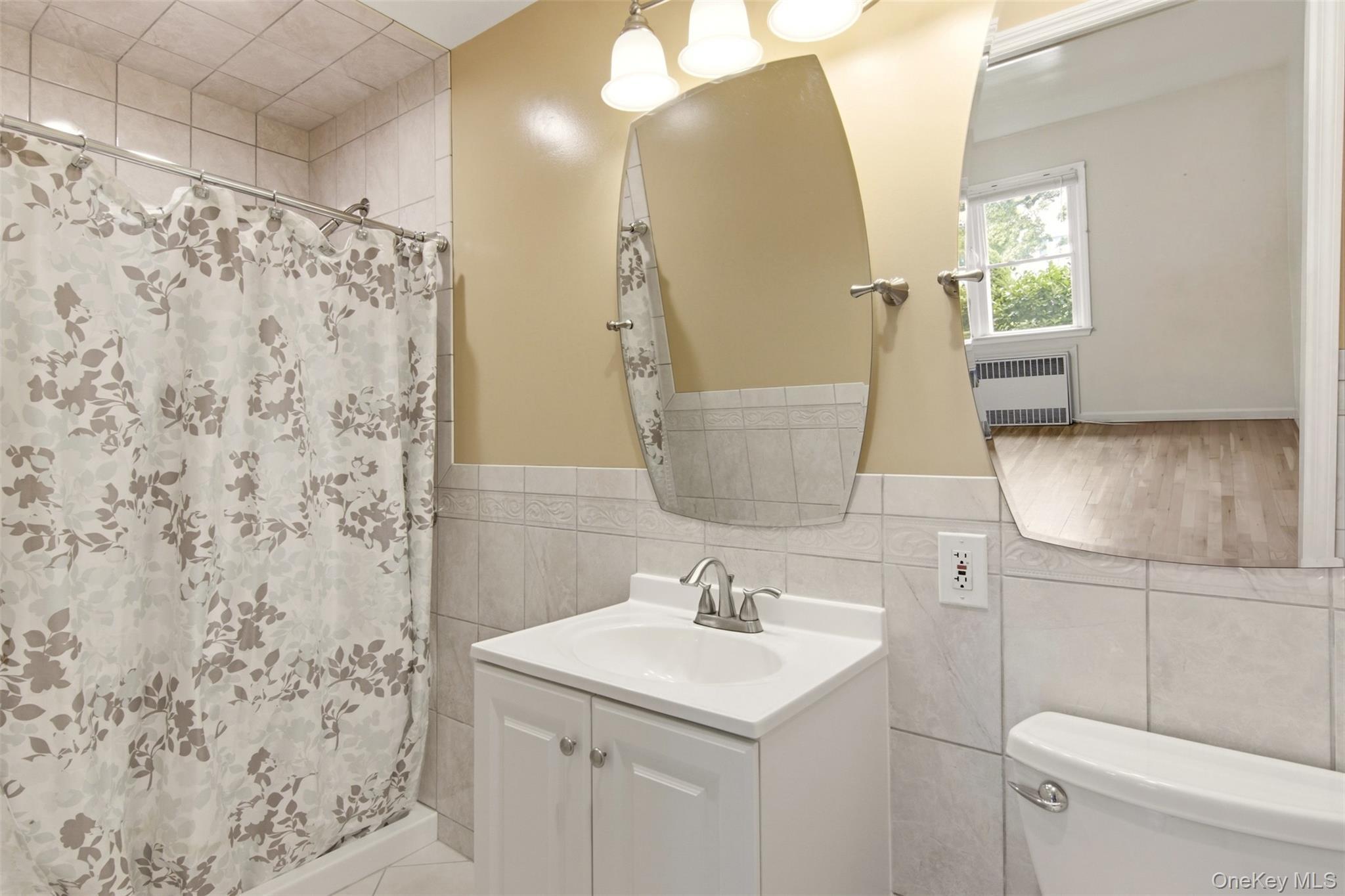 Single Family 9th Street Suffolk County, NY 11704, MLS-1049497-20