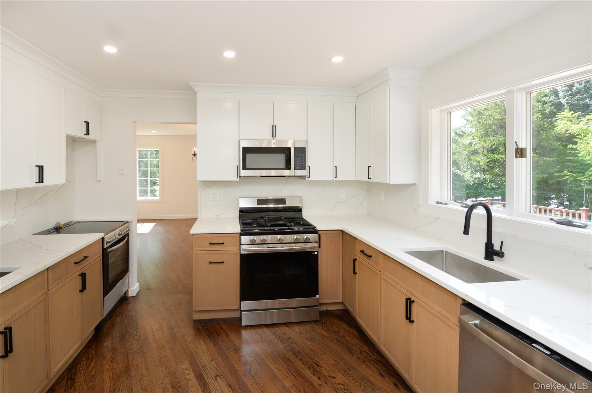 Single Family Lenni Lenape Court Rockland County, NY 10980, MLS-1049506-11