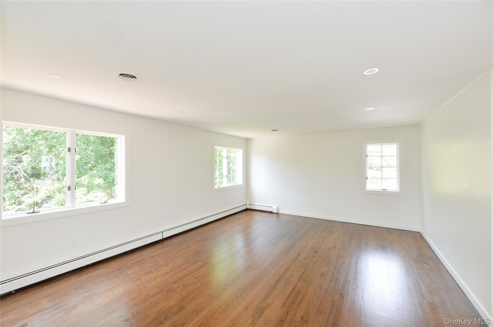 Single Family Lenni Lenape Court Rockland County, NY 10980, MLS-1049506-25