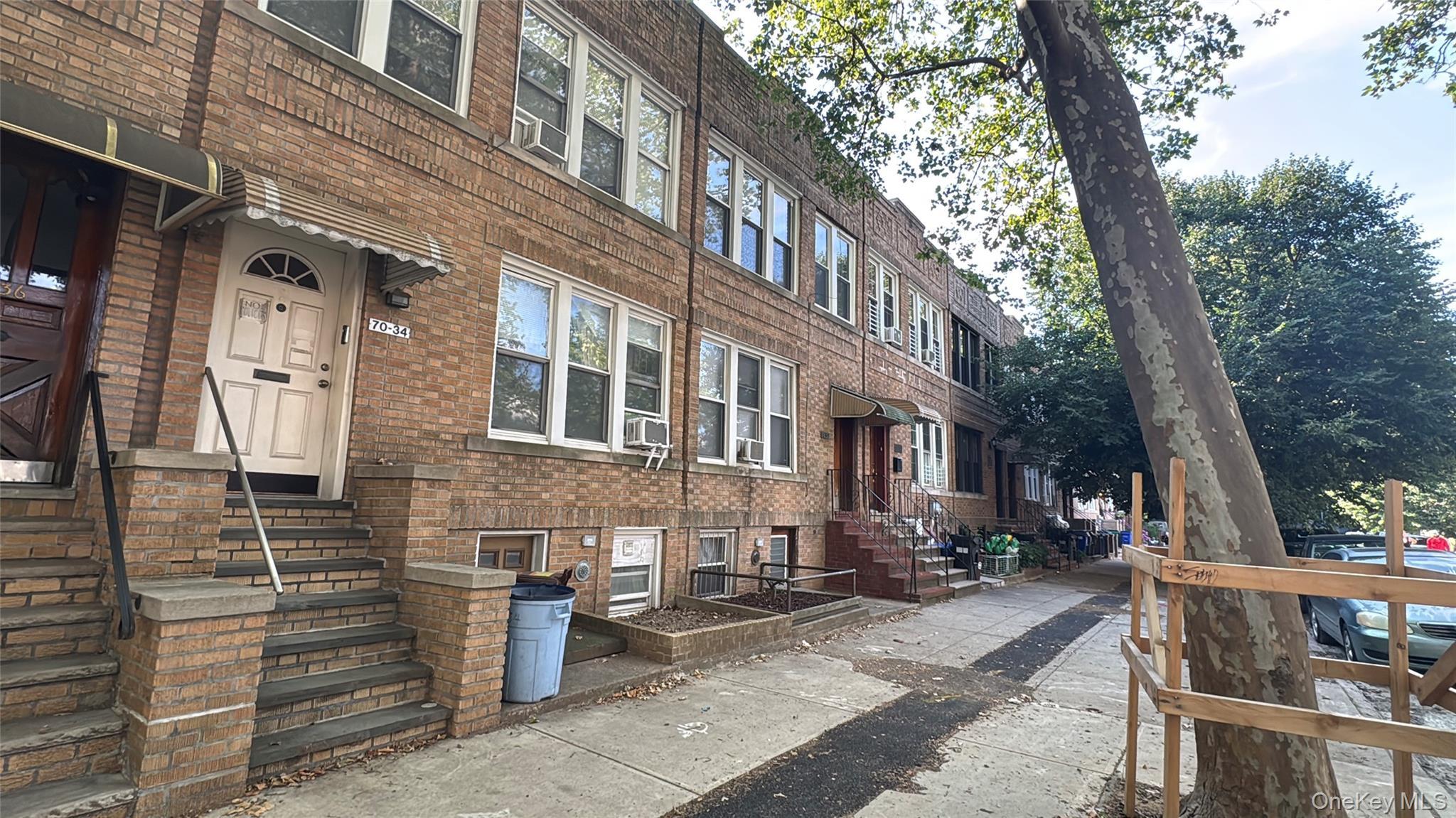 Single Family 65th Street  Queens, NY 11385, MLS-1049508-20