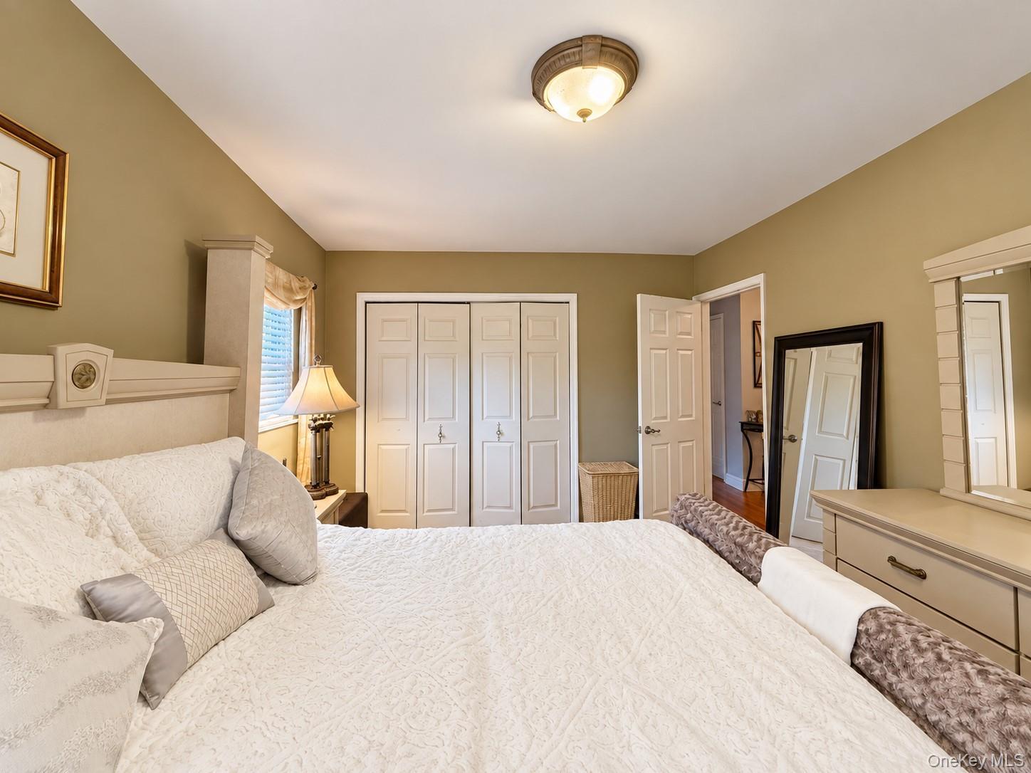 Single Family Jarvis Avenue Bronx, NY 10461, MLS-1049519-14