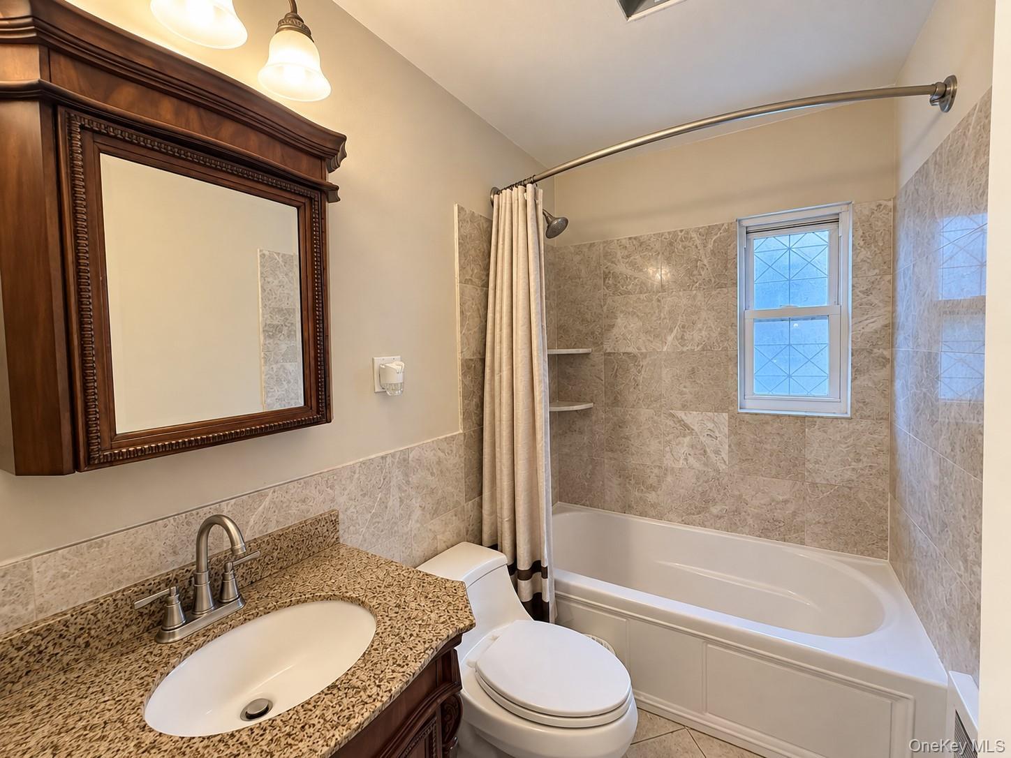Single Family Jarvis Avenue Bronx, NY 10461, MLS-1049519-18
