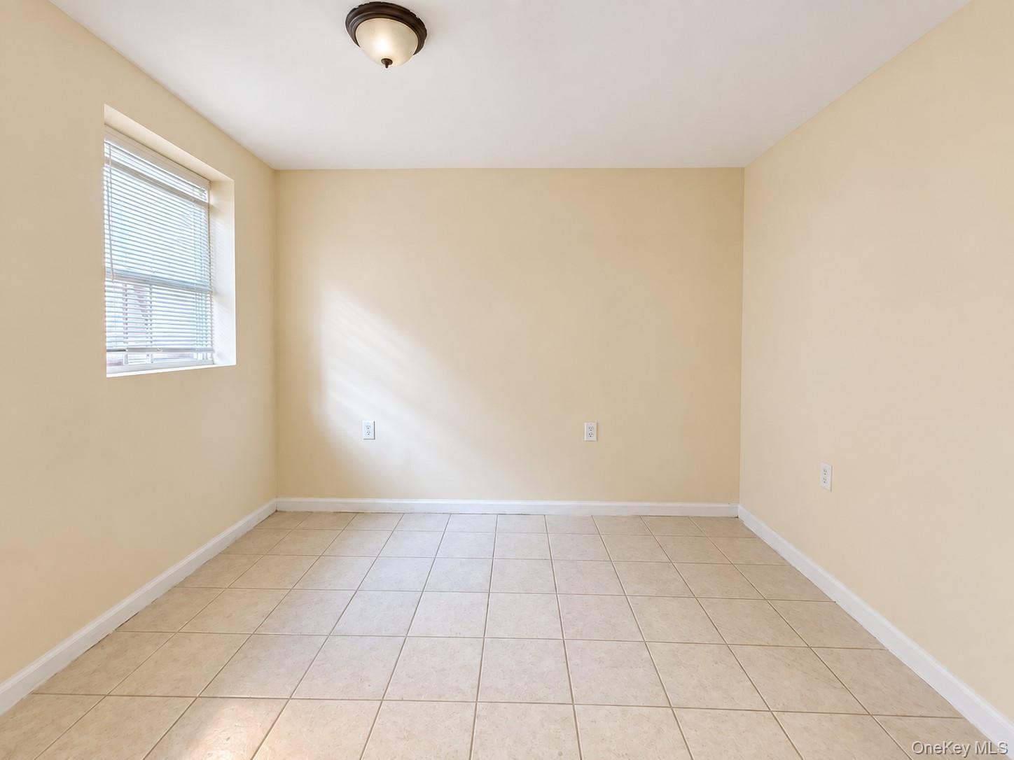 Single Family Jarvis Avenue Bronx, NY 10461, MLS-1049519-23