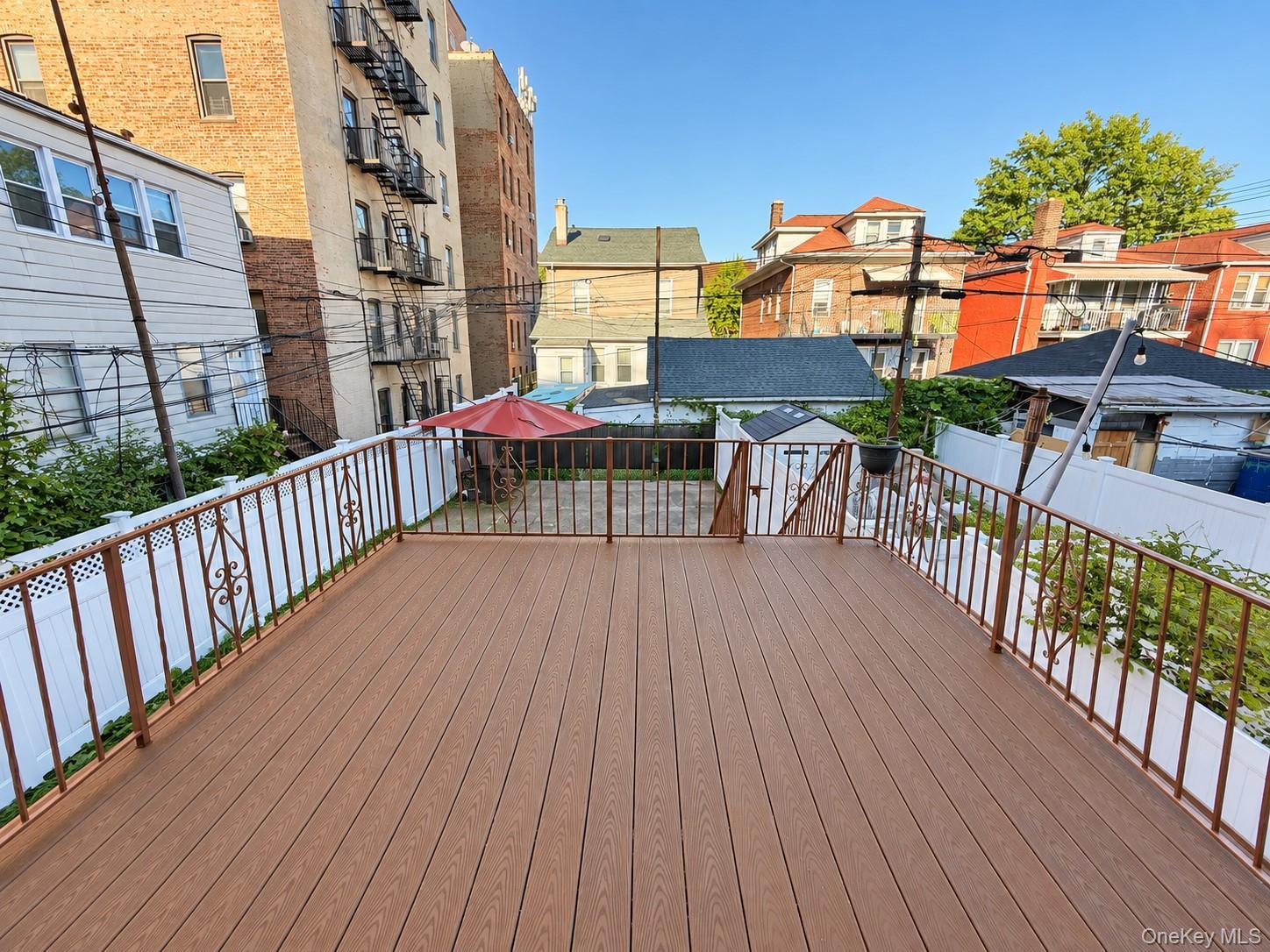 Single Family Jarvis Avenue Bronx, NY 10461, MLS-1049519-25