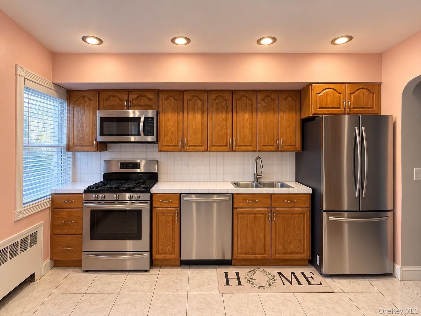 Single Family Jarvis Avenue Bronx, NY 10461, MLS-1049519-3