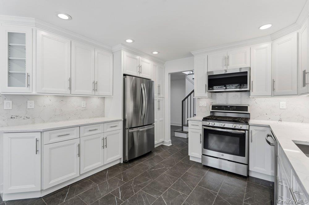 Single Family Harvard Drive Nassau County, NY 11803, MLS-1049525-19