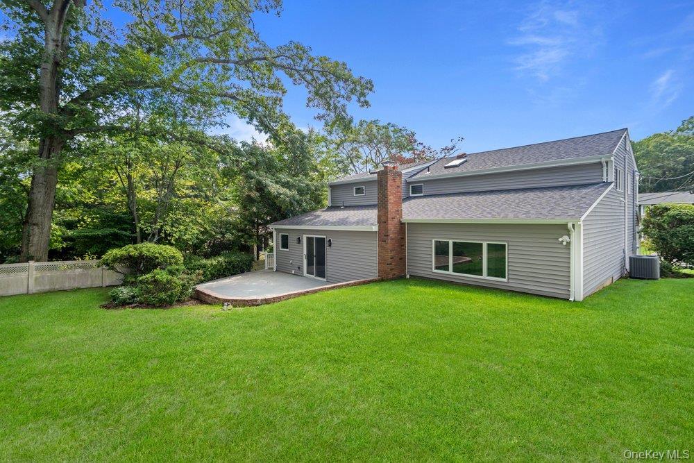Single Family Harvard Drive Nassau County, NY 11803, MLS-1049525-35