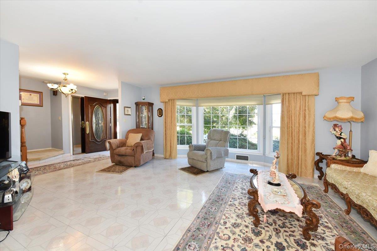 Single Family 262nd Street Queens, NY 11362, MLS-1049547-6
