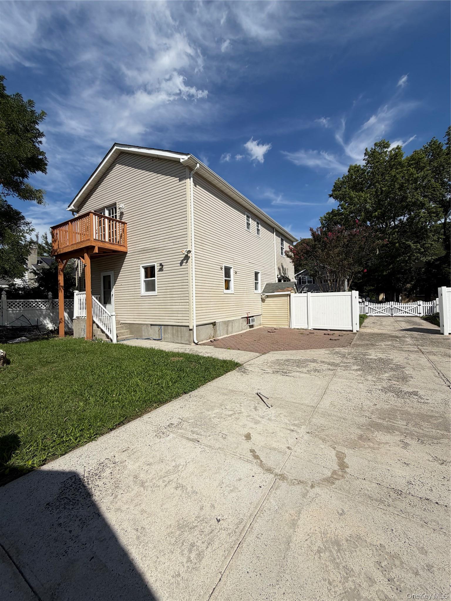 Single Family Park Avenue Nassau County, NY 11552, MLS-1049561-26