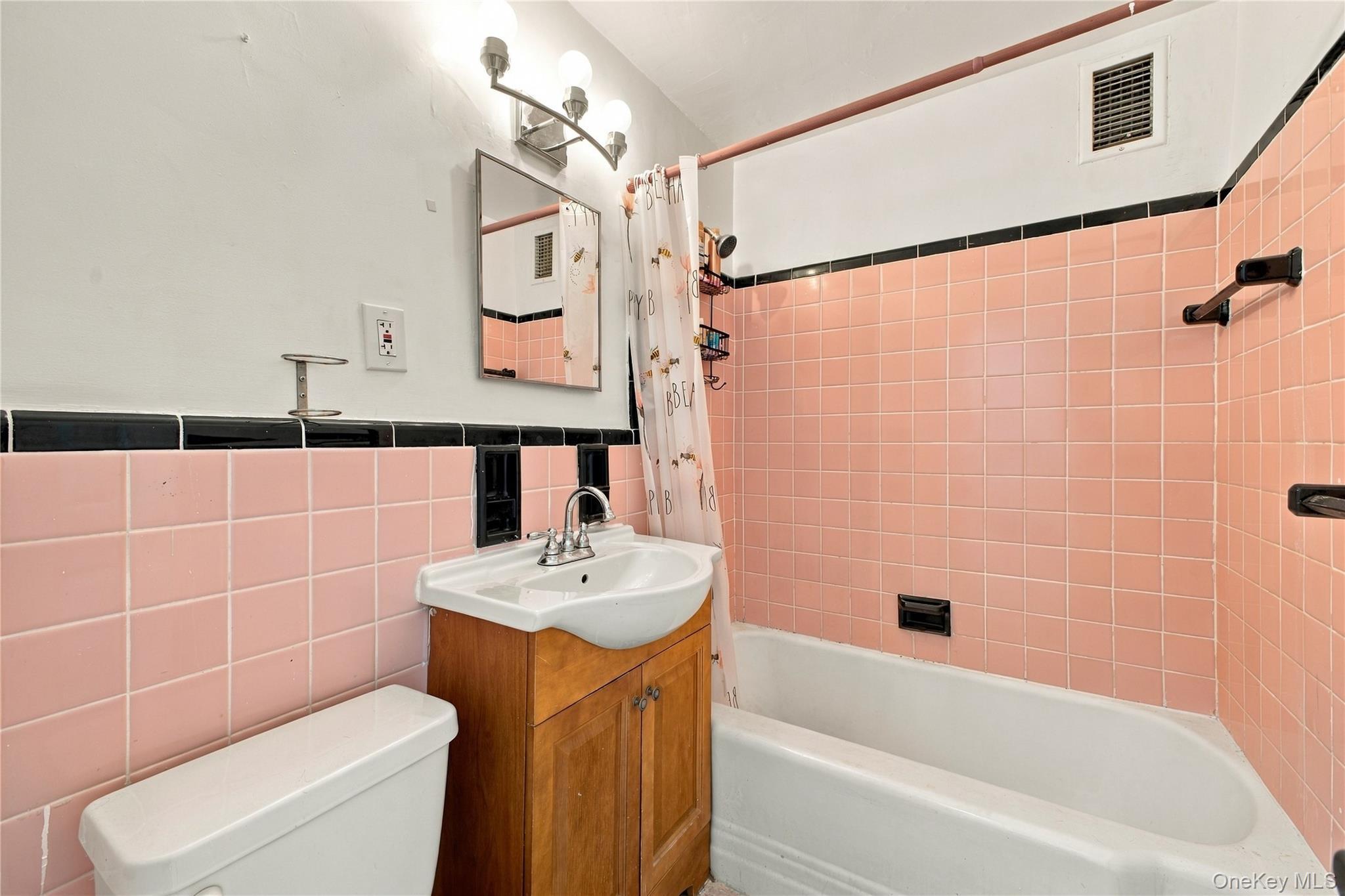 Coop Highland Avenue Queens, NY 11432, MLS-1049572-7