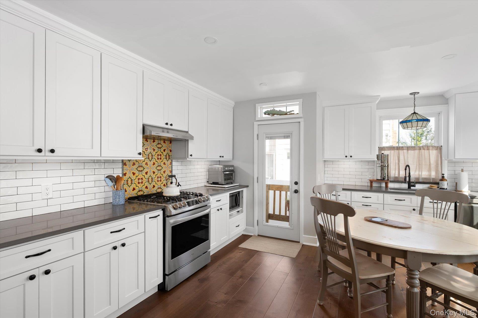 Single Family Barnes Street Nassau County, NY 11561, MLS-1049601-11
