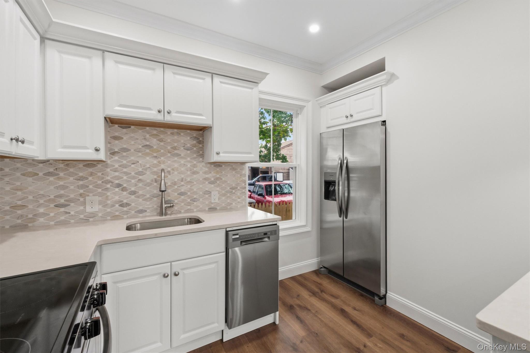 Single Family Verplanck Avenue Dutchess County, NY 12508, MLS-1049605-18