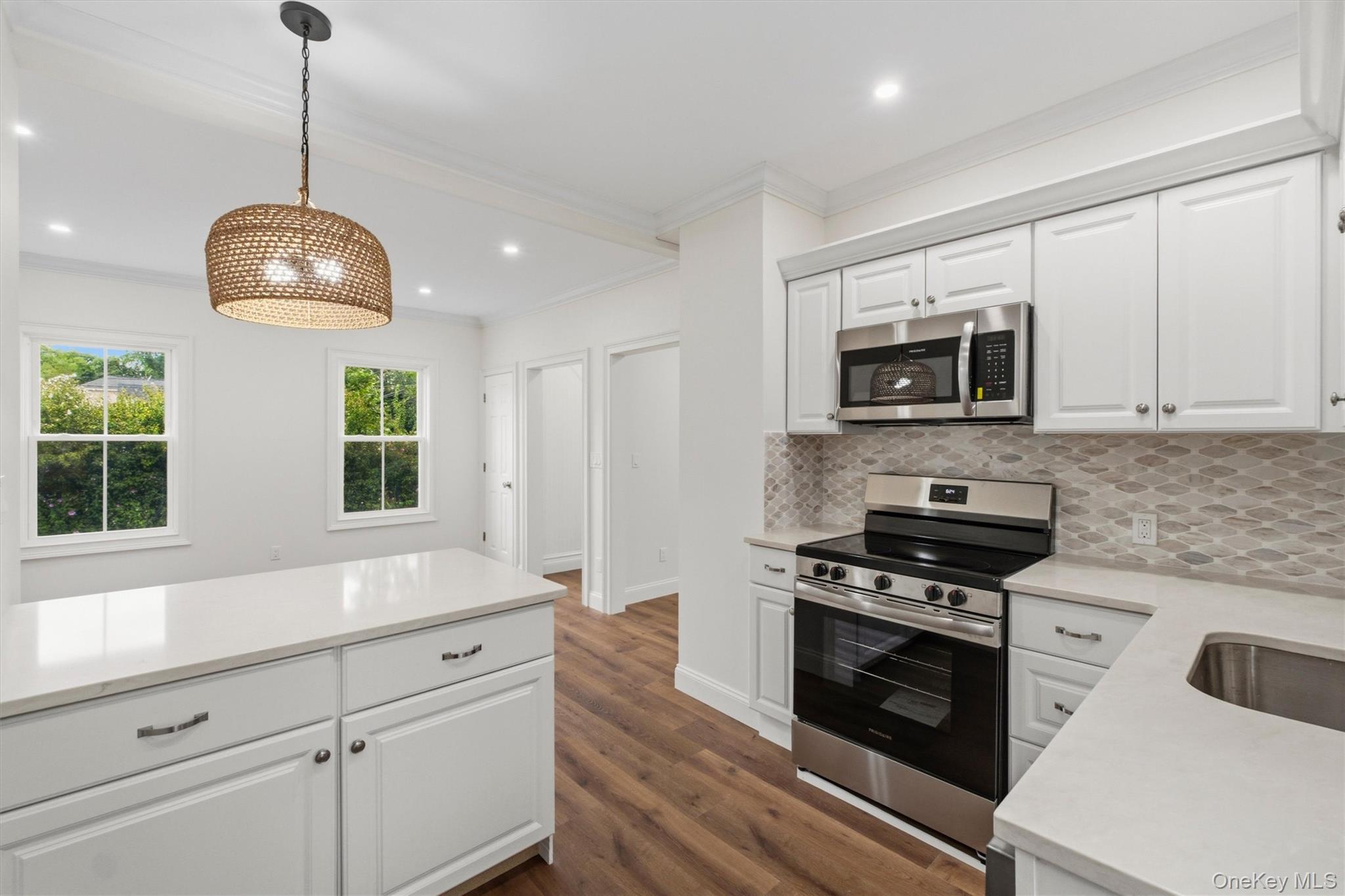 Single Family Verplanck Avenue Dutchess County, NY 12508, MLS-1049605-19
