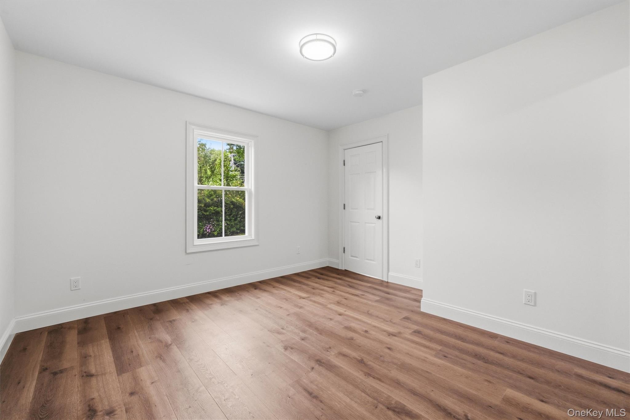 Single Family Verplanck Avenue Dutchess County, NY 12508, MLS-1049605-21