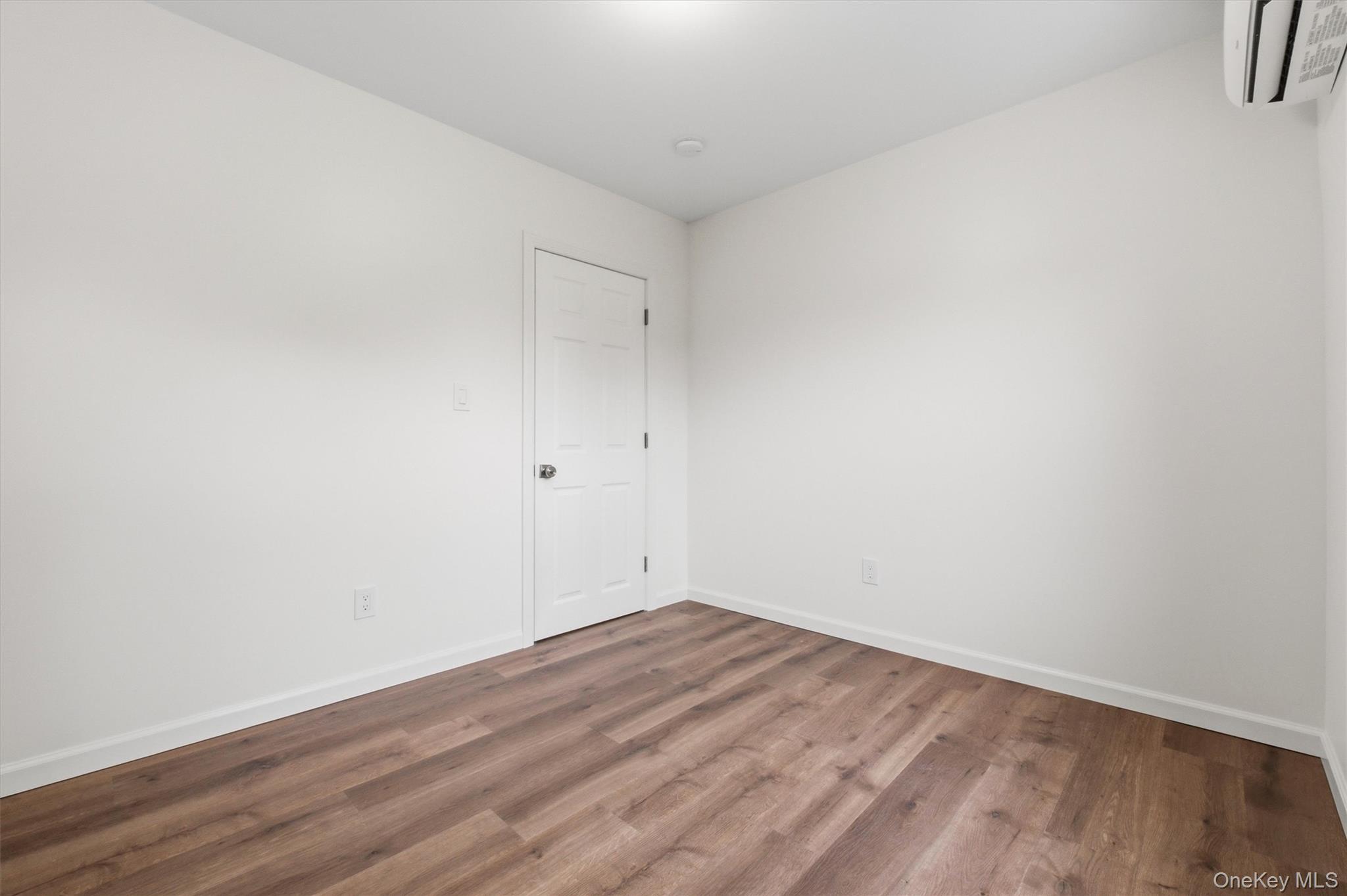 Single Family Verplanck Avenue Dutchess County, NY 12508, MLS-1049605-33