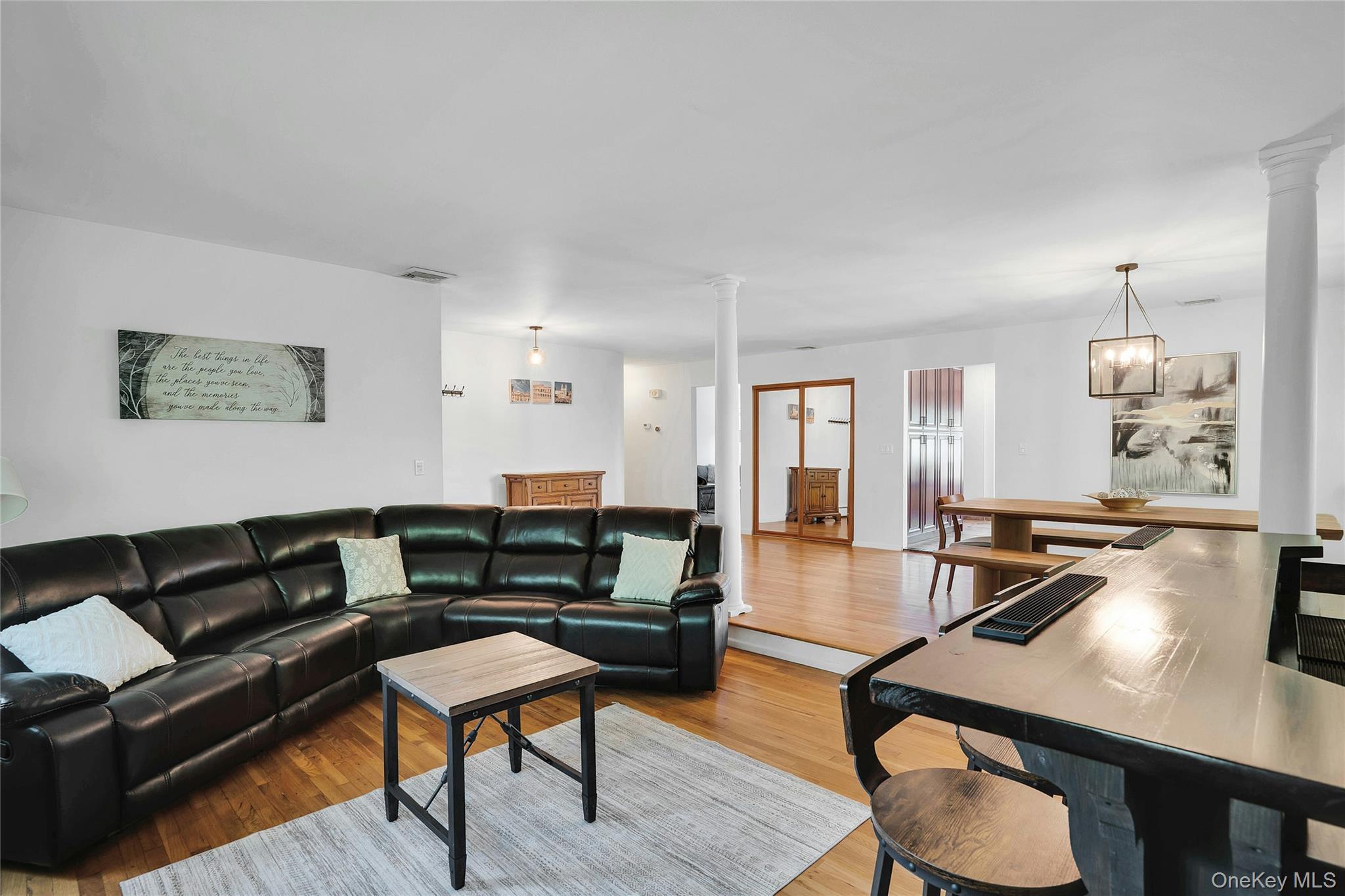 Single Family Mcculloch Drive  Suffolk County, NY 11746, MLS-1049622-10