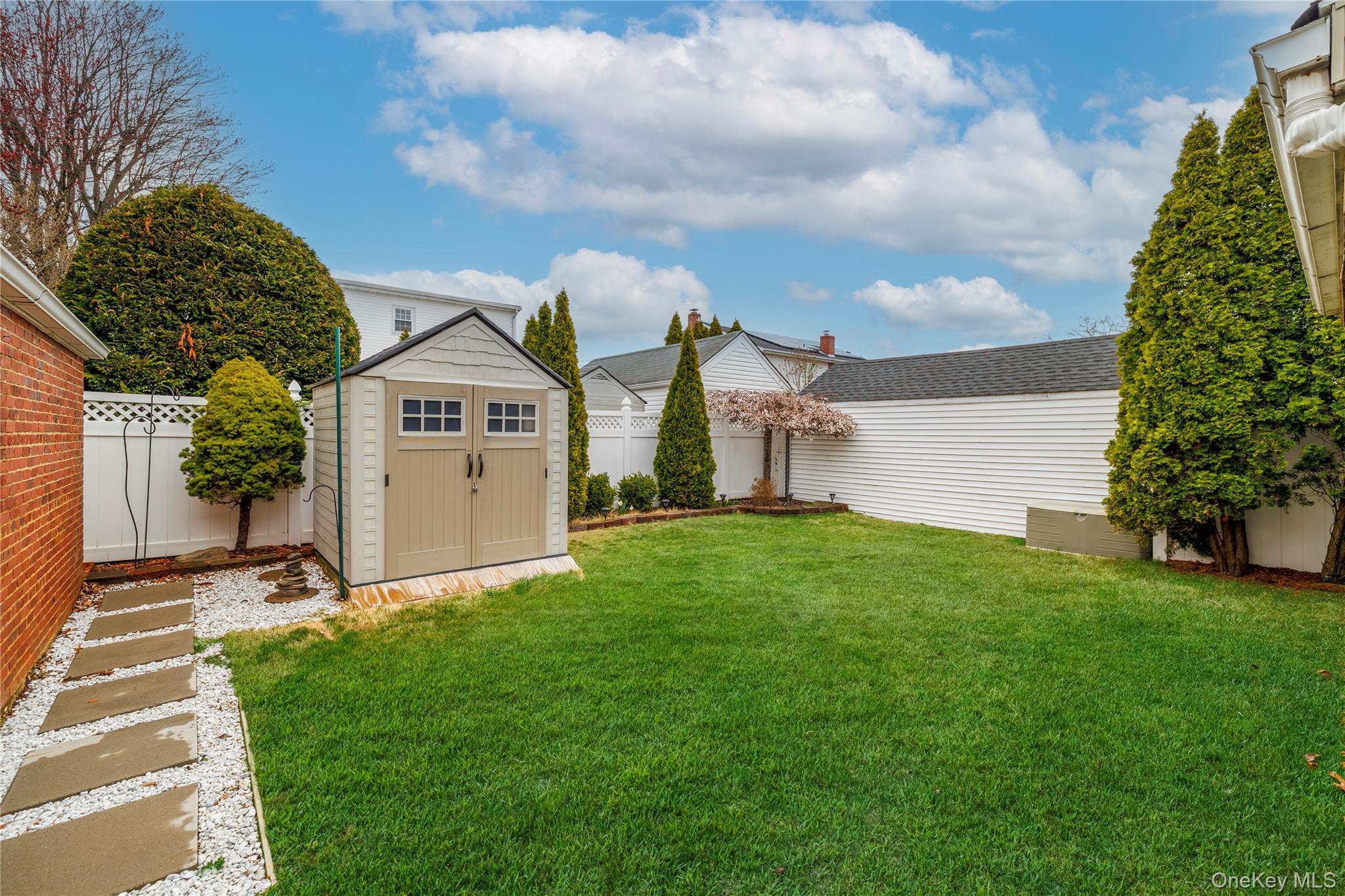 Single Family Hancock Street Nassau County, NY 11010, MLS-1049644-28