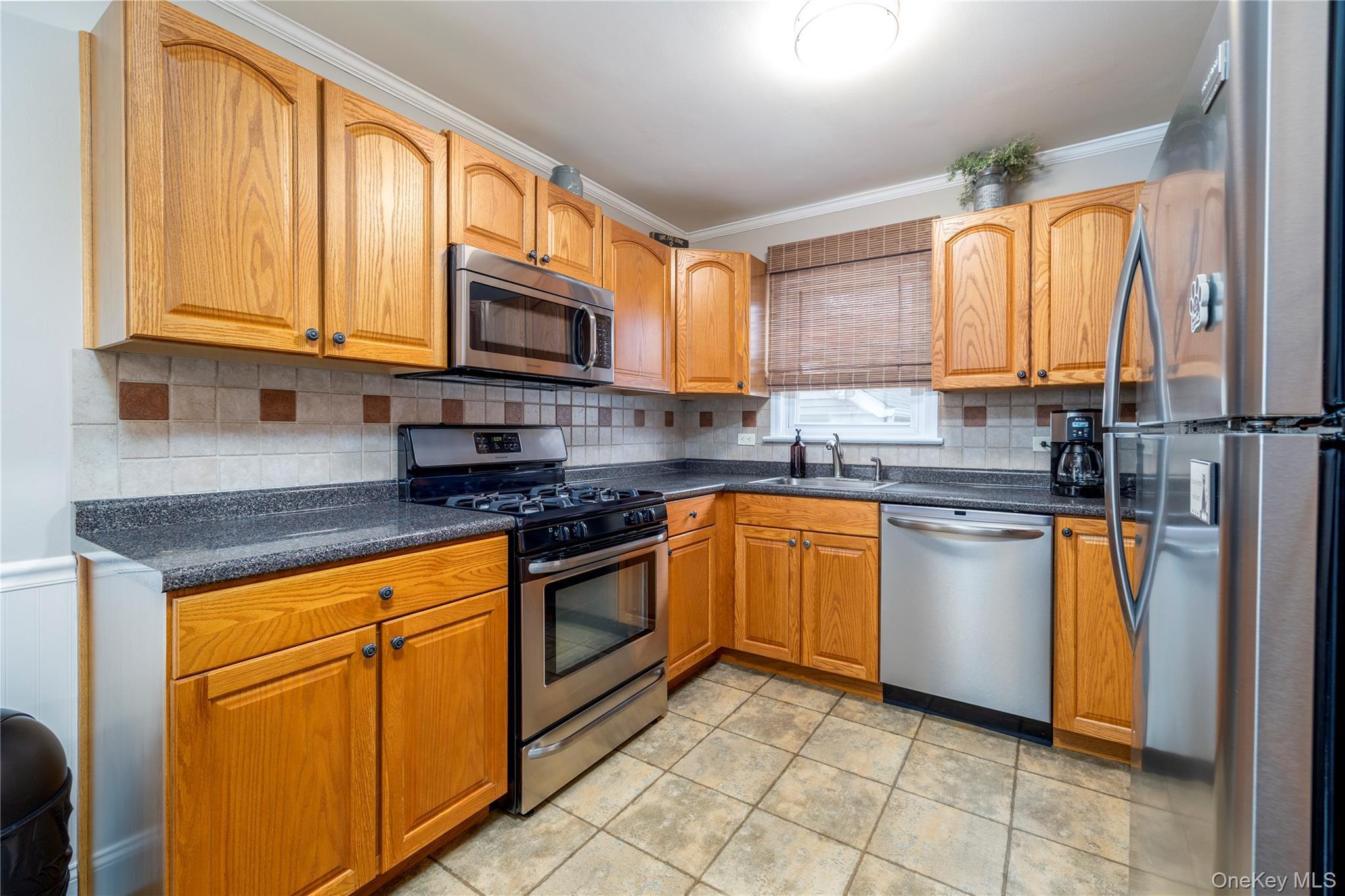 Single Family Hancock Street Nassau County, NY 11010, MLS-1049644-4