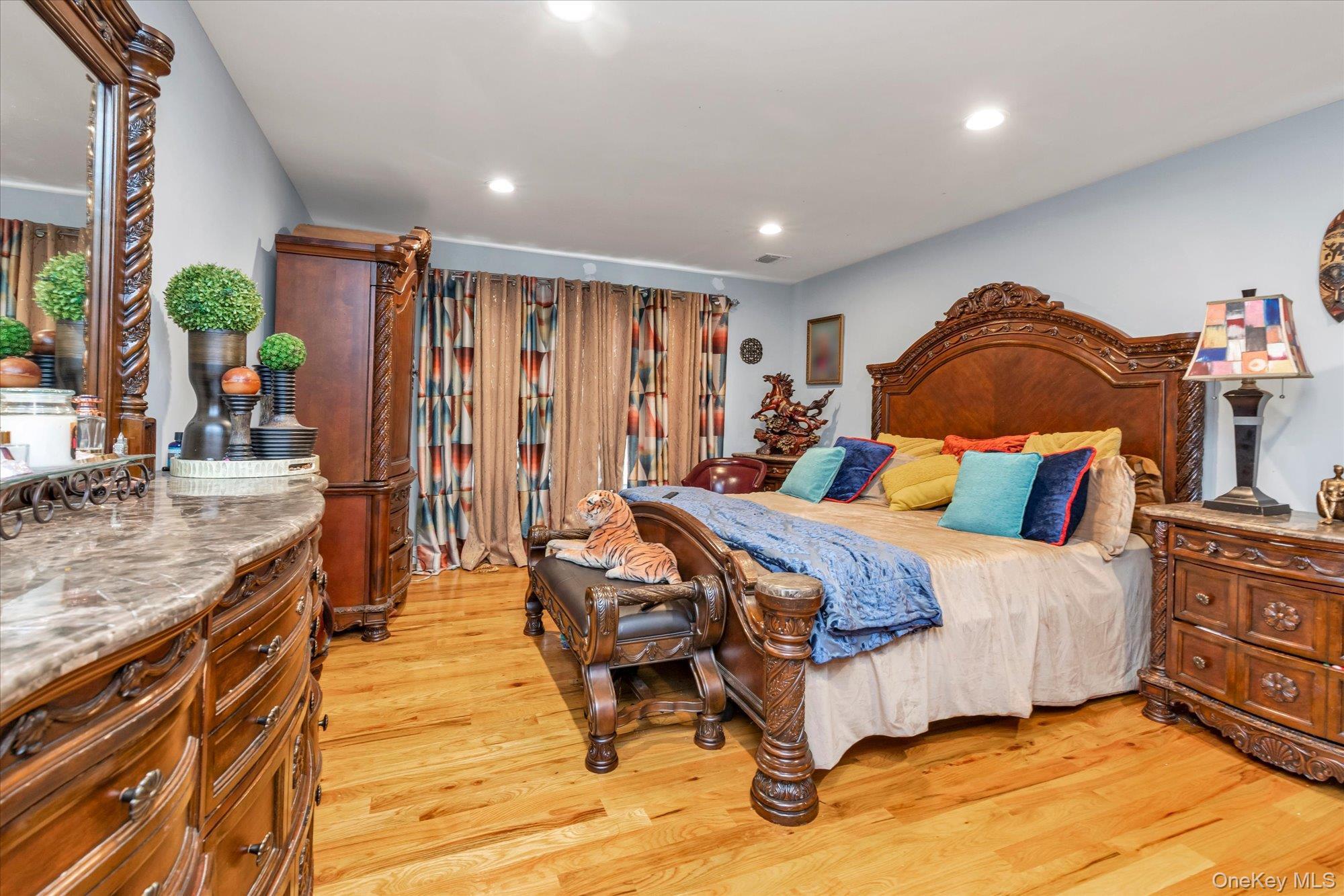 Single Family Belmont Court Suffolk County, NY 11701, MLS-1049652-10