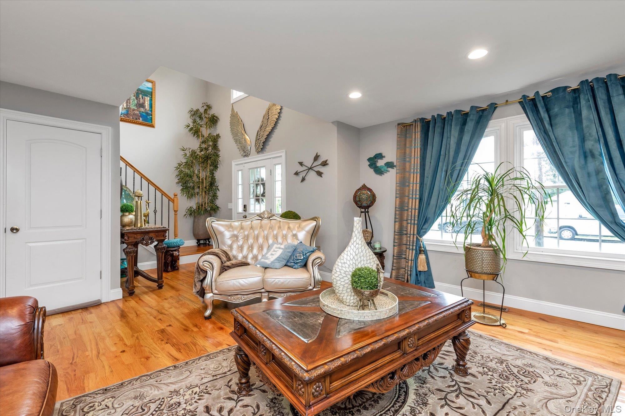Single Family Belmont Court Suffolk County, NY 11701, MLS-1049652-5