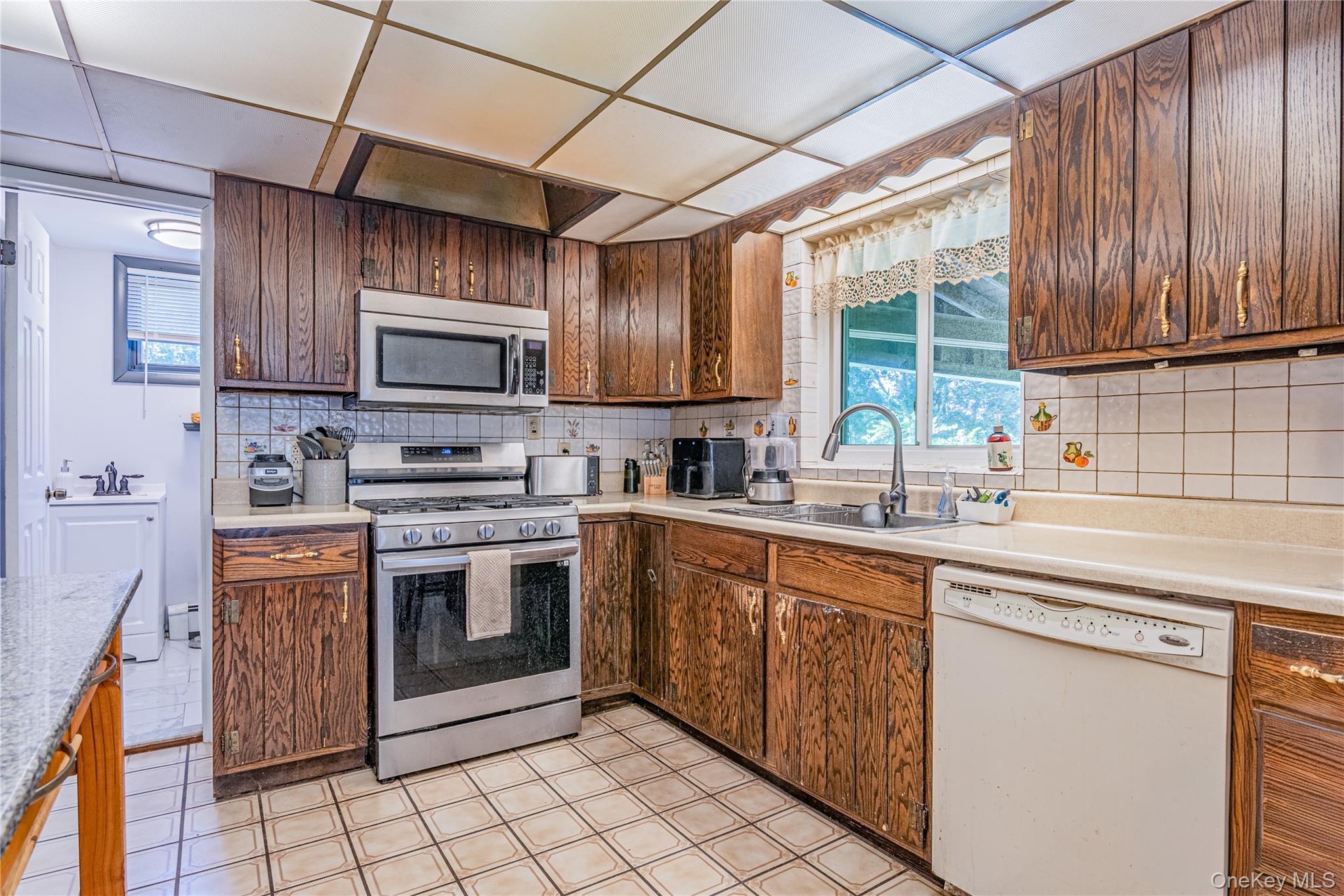 Single Family Route 9g  Dutchess County, NY 12538, MLS-1049655-27